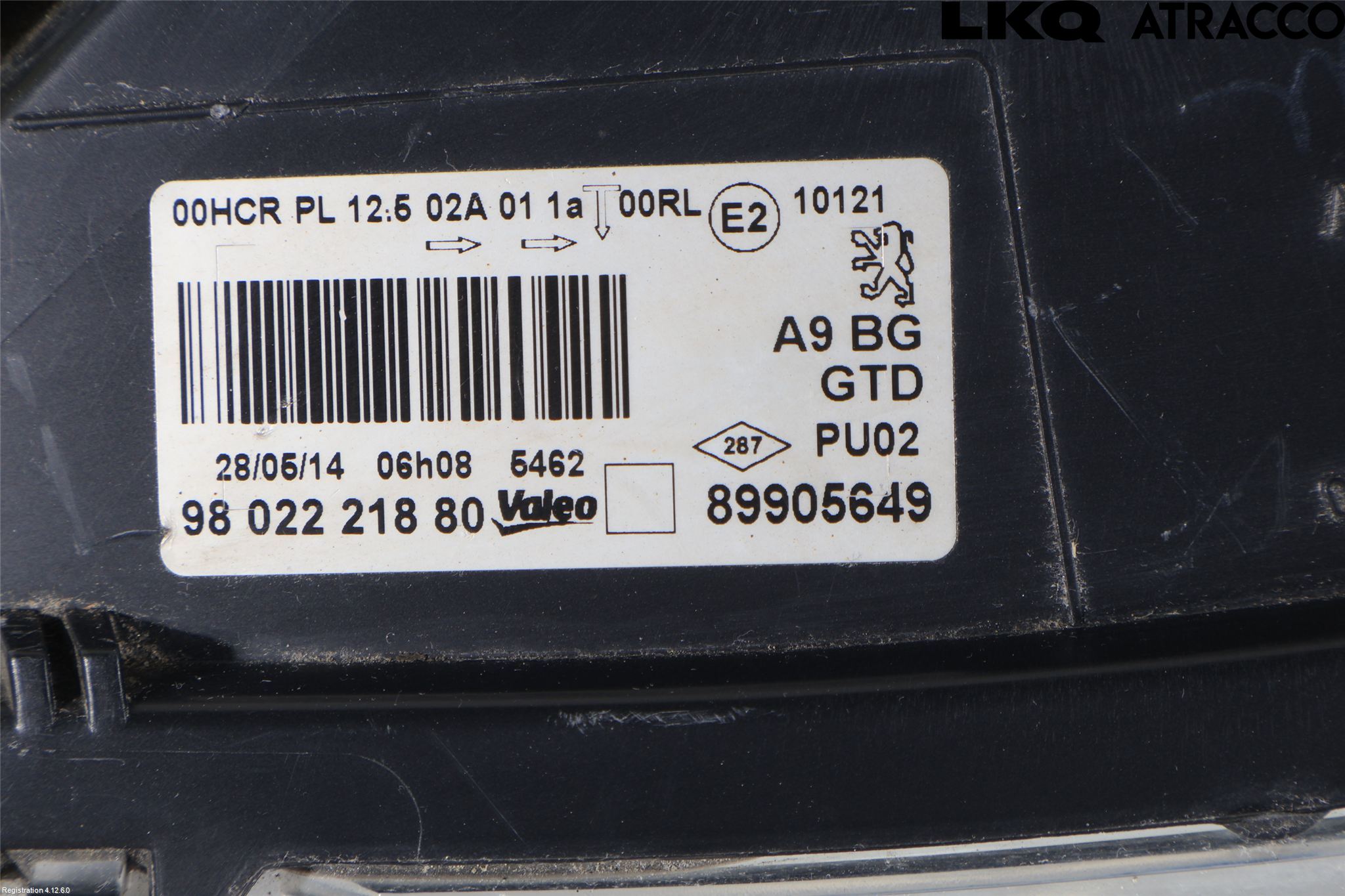 Peugeot 208 12-15 Frontlykt Venstre