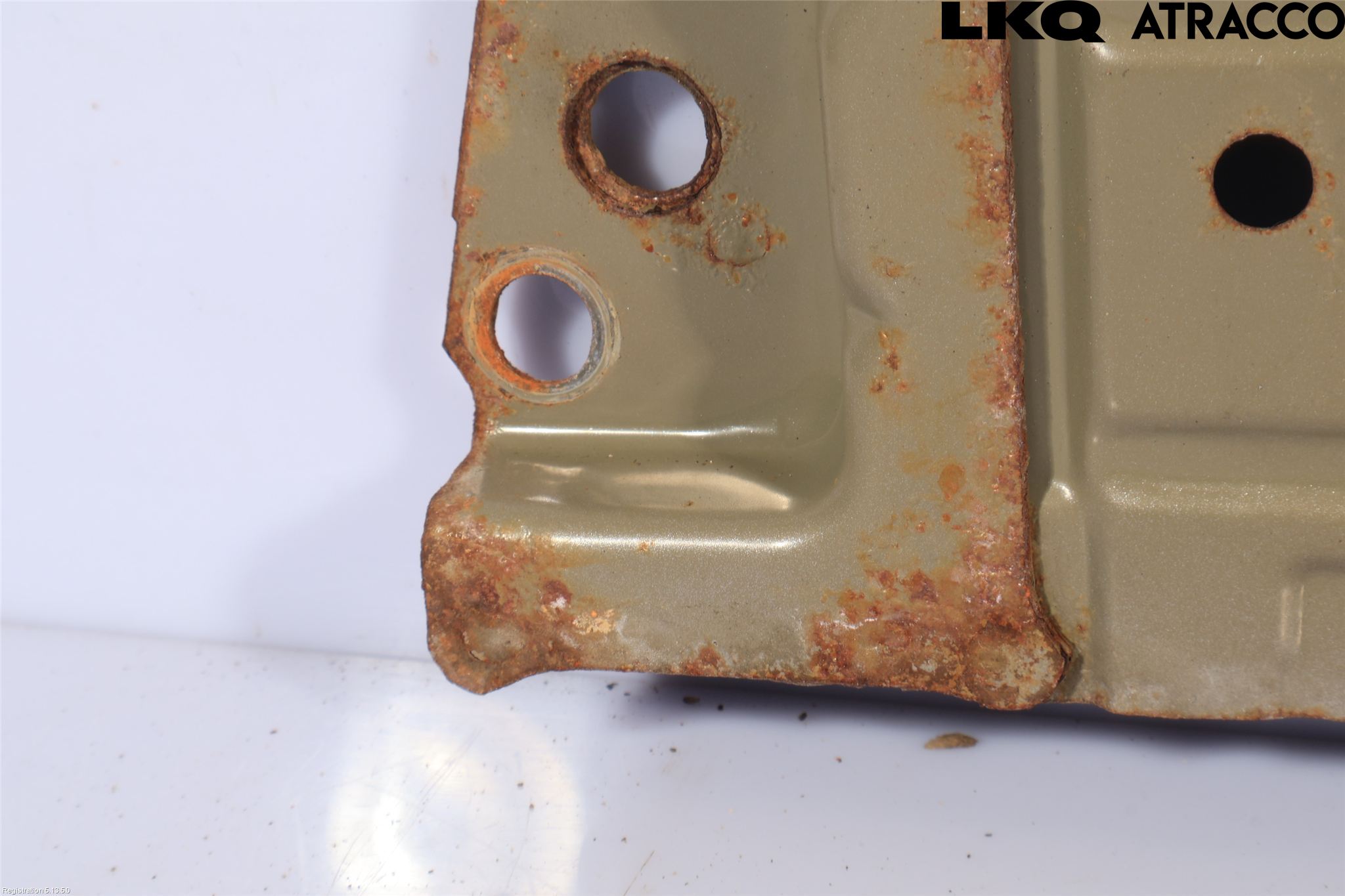 Toyota C-HR 16-23 Frontplate Nedre