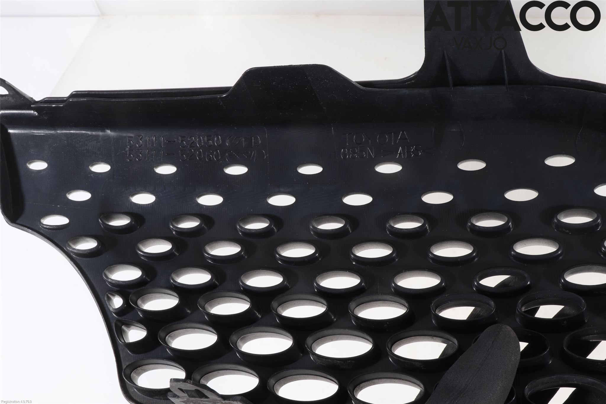 Toyota YARIS VERSO P1 00-05 Grill Komplett