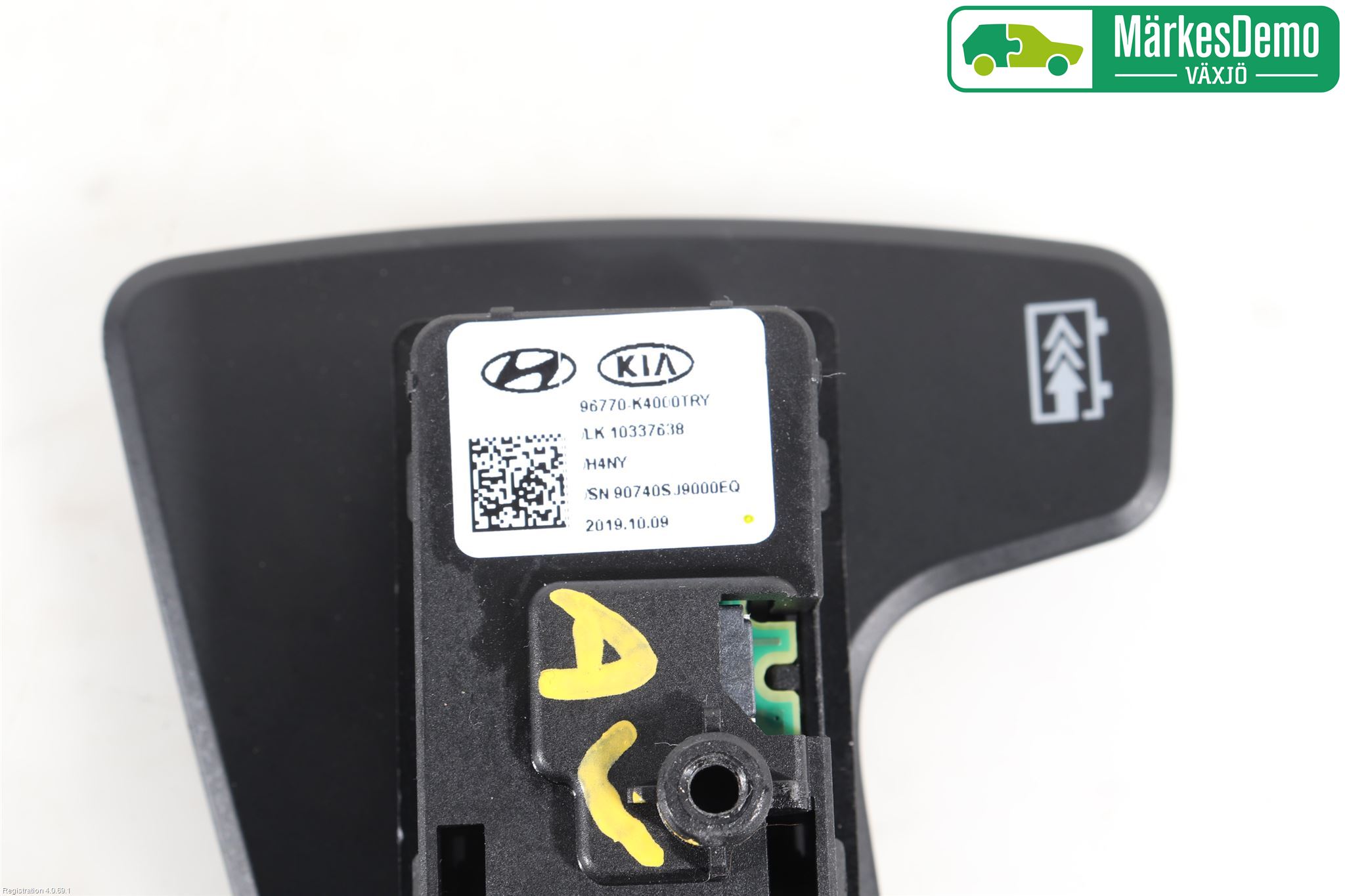 Hyundai KONA/ELECTRIC OS 18-23 Bryter Ratt Radio-Stereo