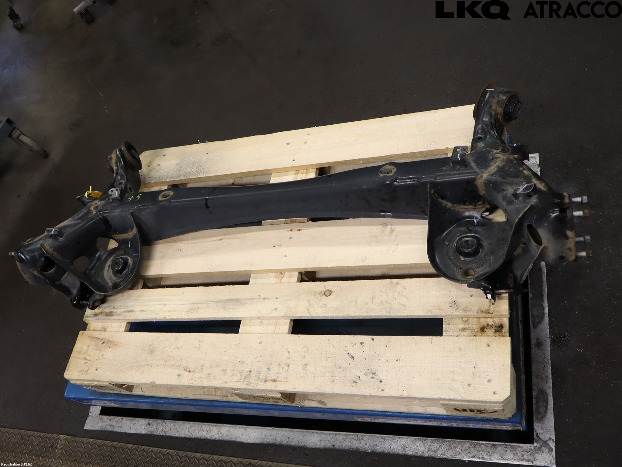Honda E:NY1 23- Bakaksel Feste Travers-Ramme