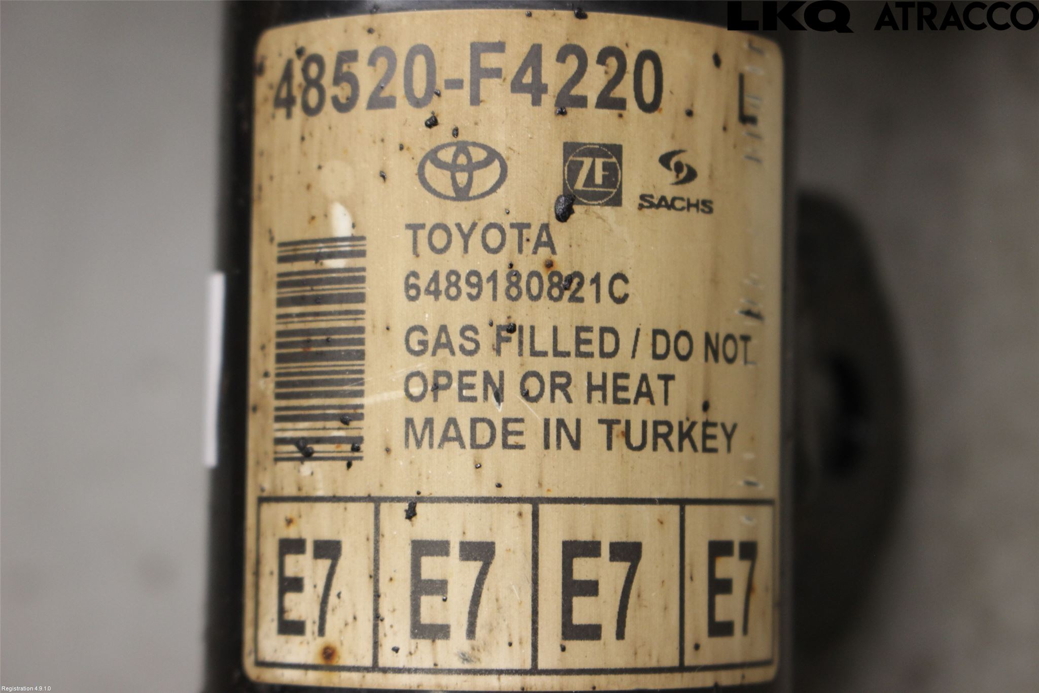Toyota C-HR 16-23 Fjærbein Foran Venstre