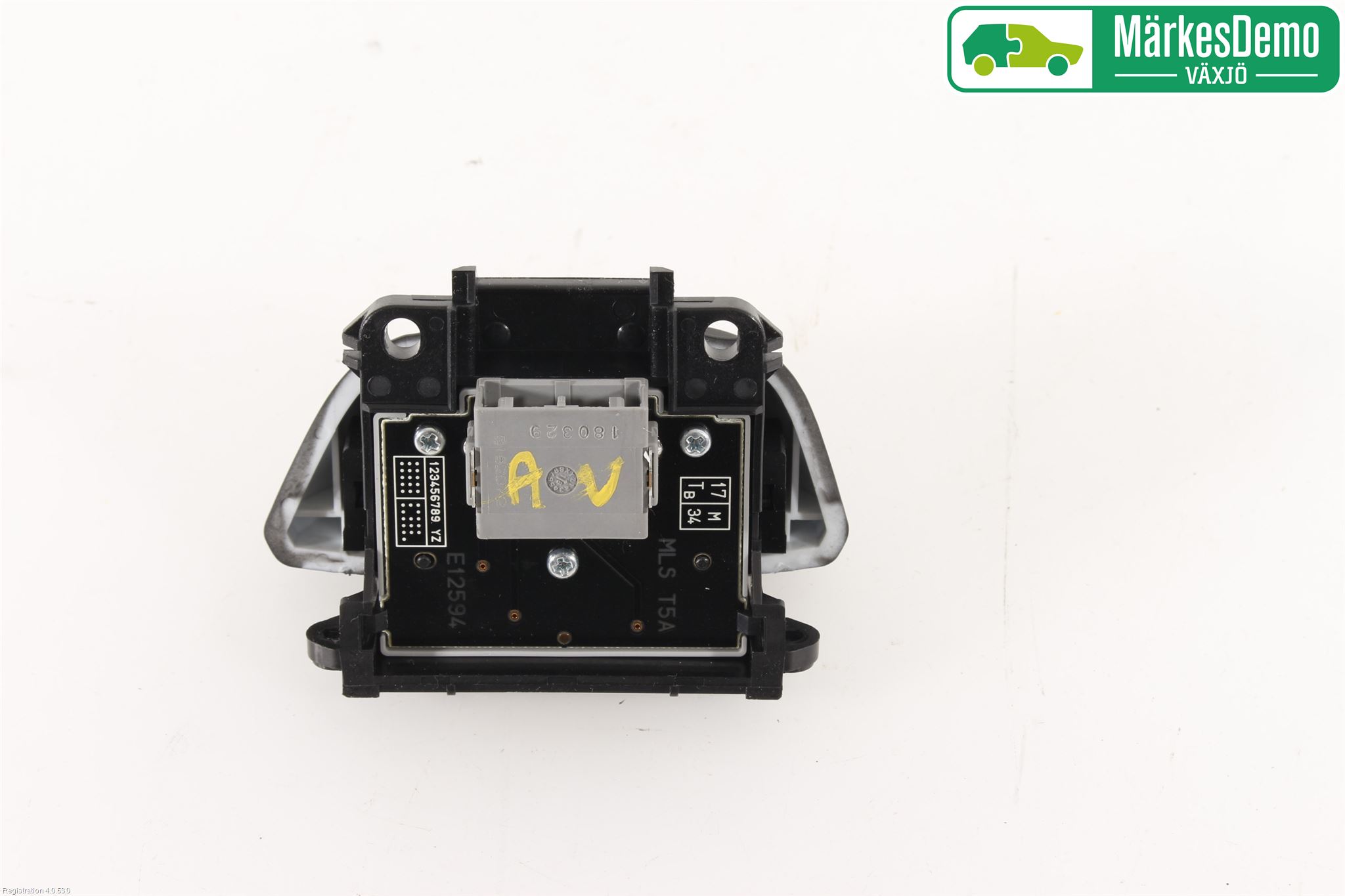 Honda JAZZ 15-20 Bryter Ratt Radio-Stereo