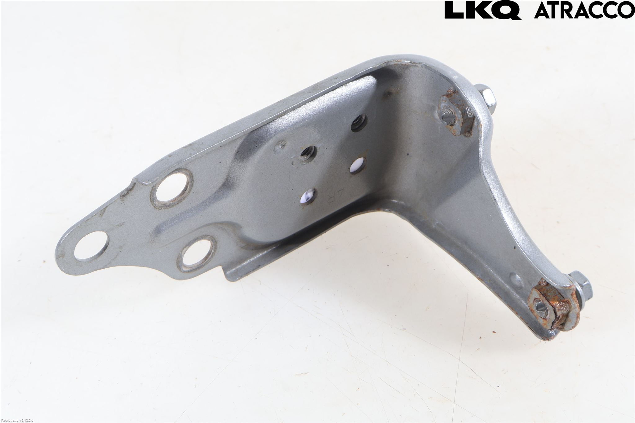Toyota VERSO 09-18 Fenderfeste Foran Høy