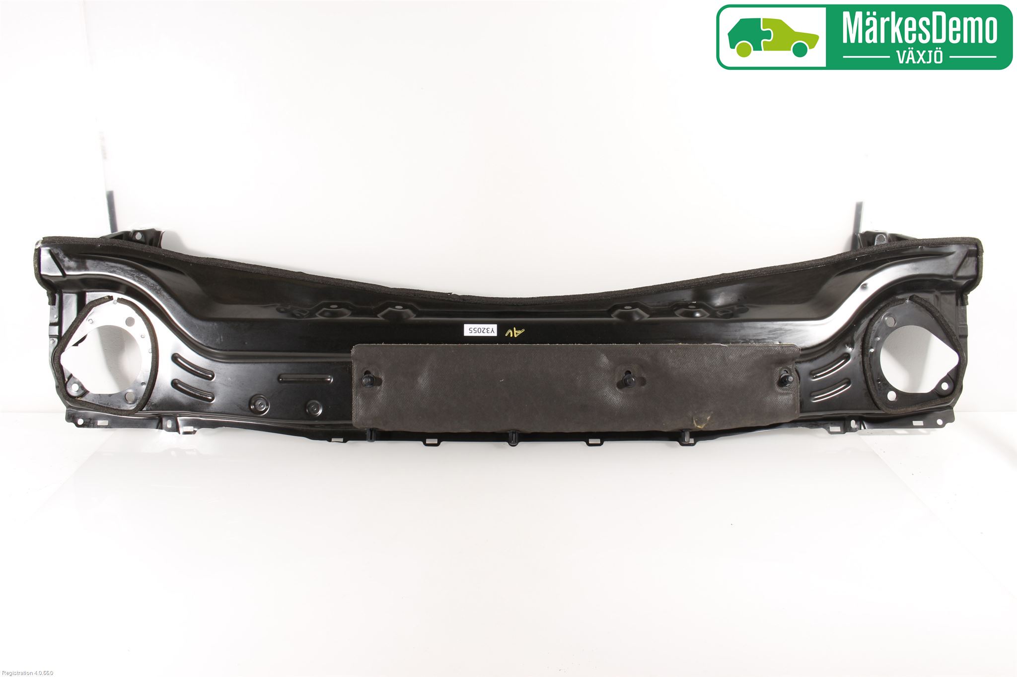 Toyota HILUX 16- Visker Deksel-Grill-Under Frr