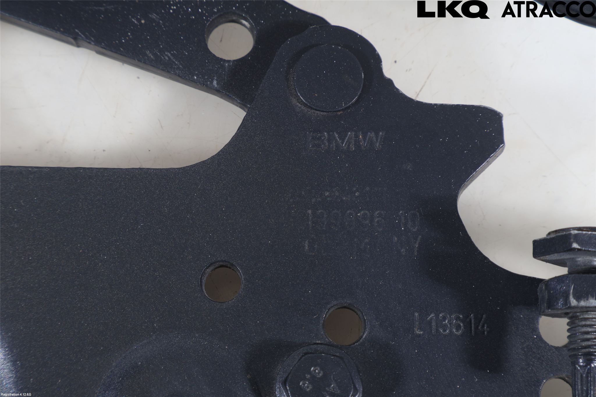 BMW 3 F30/F31/F80 12-19 Panser Hengsel - Hengsler