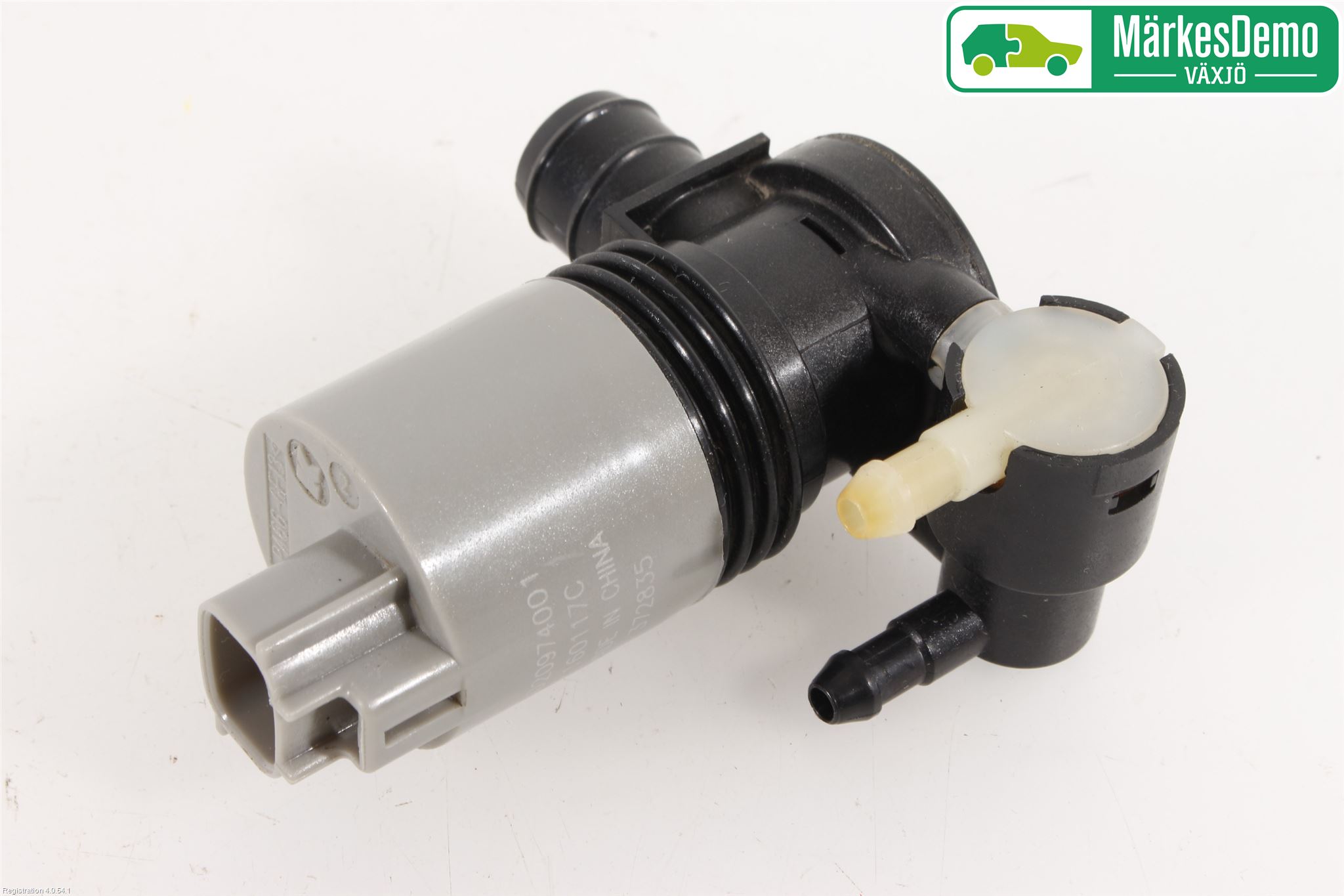 Toyota AURIS 13-19 Spylerpumpe Frontrute