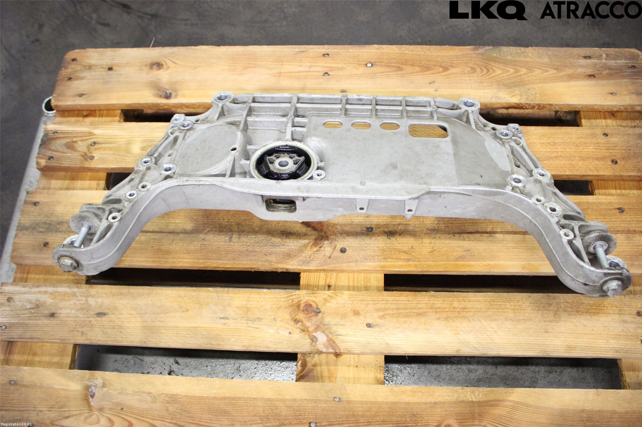 Volkswagen VW TIGUAN 07-16 Forstillingsbjelke(Tvergående)