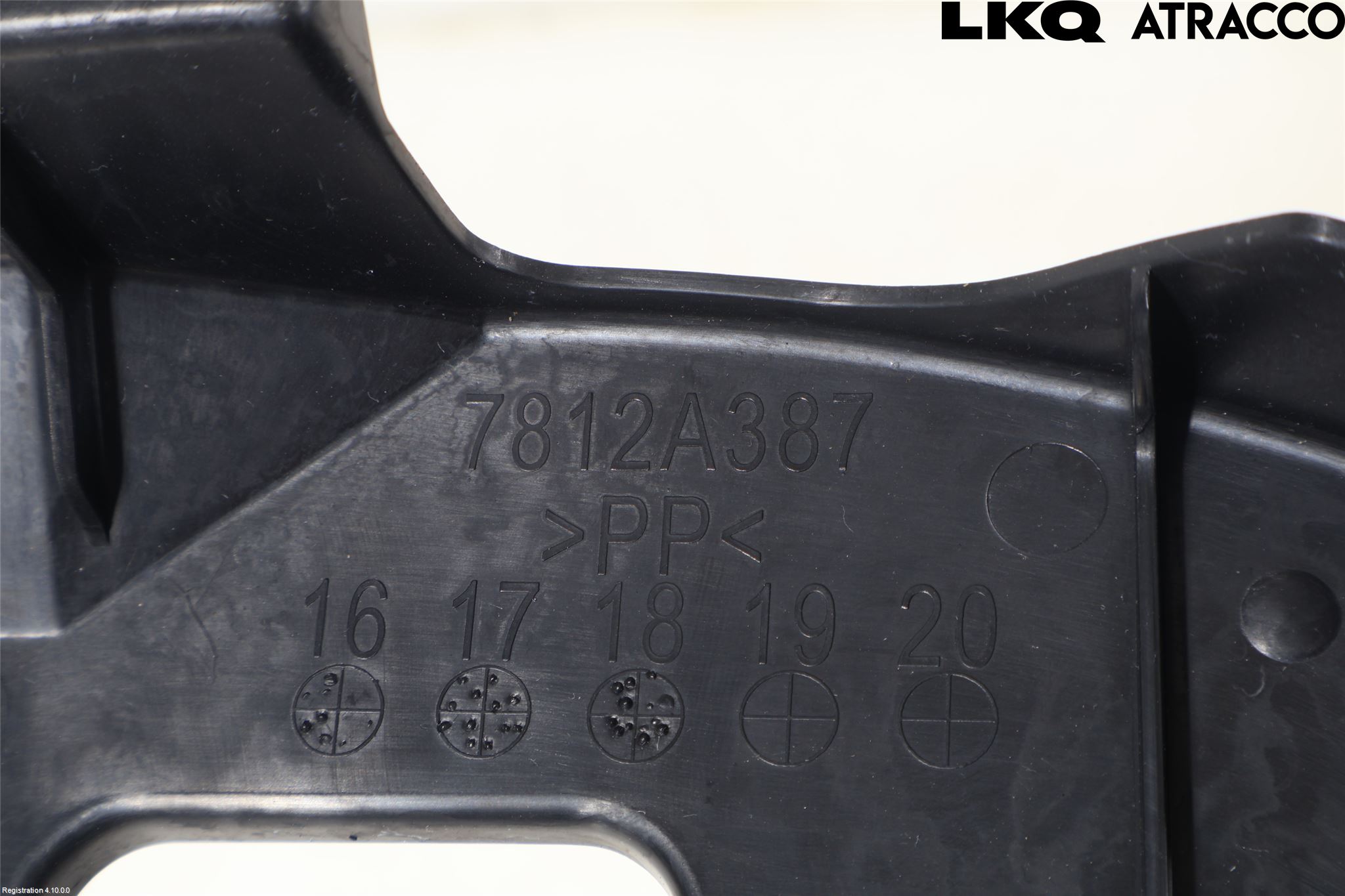 Mitsubishi OUTLANDER 13-21 Luftstyring Front