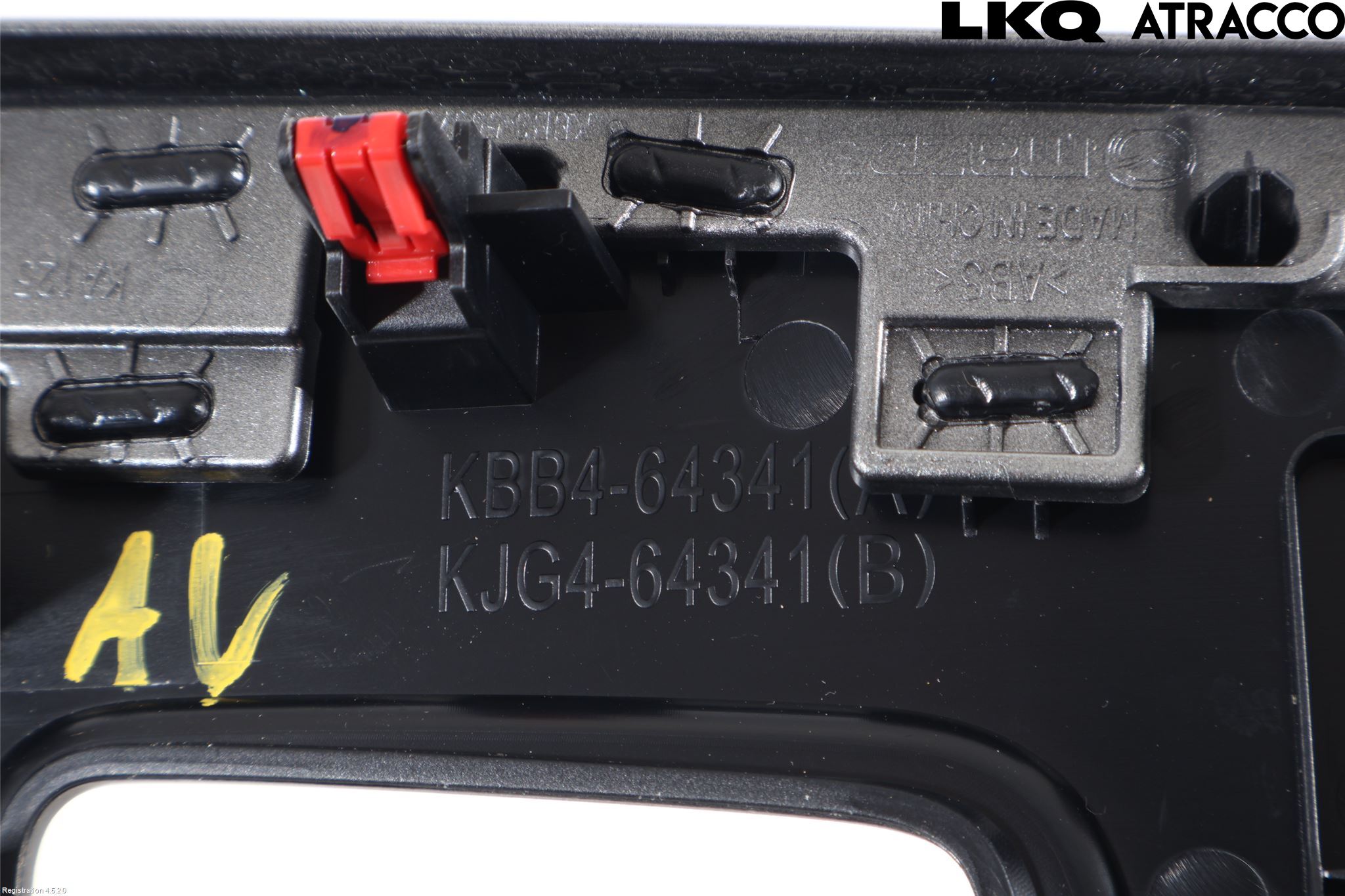 Mazda CX-60 22- Instrumentkonsoll Midt