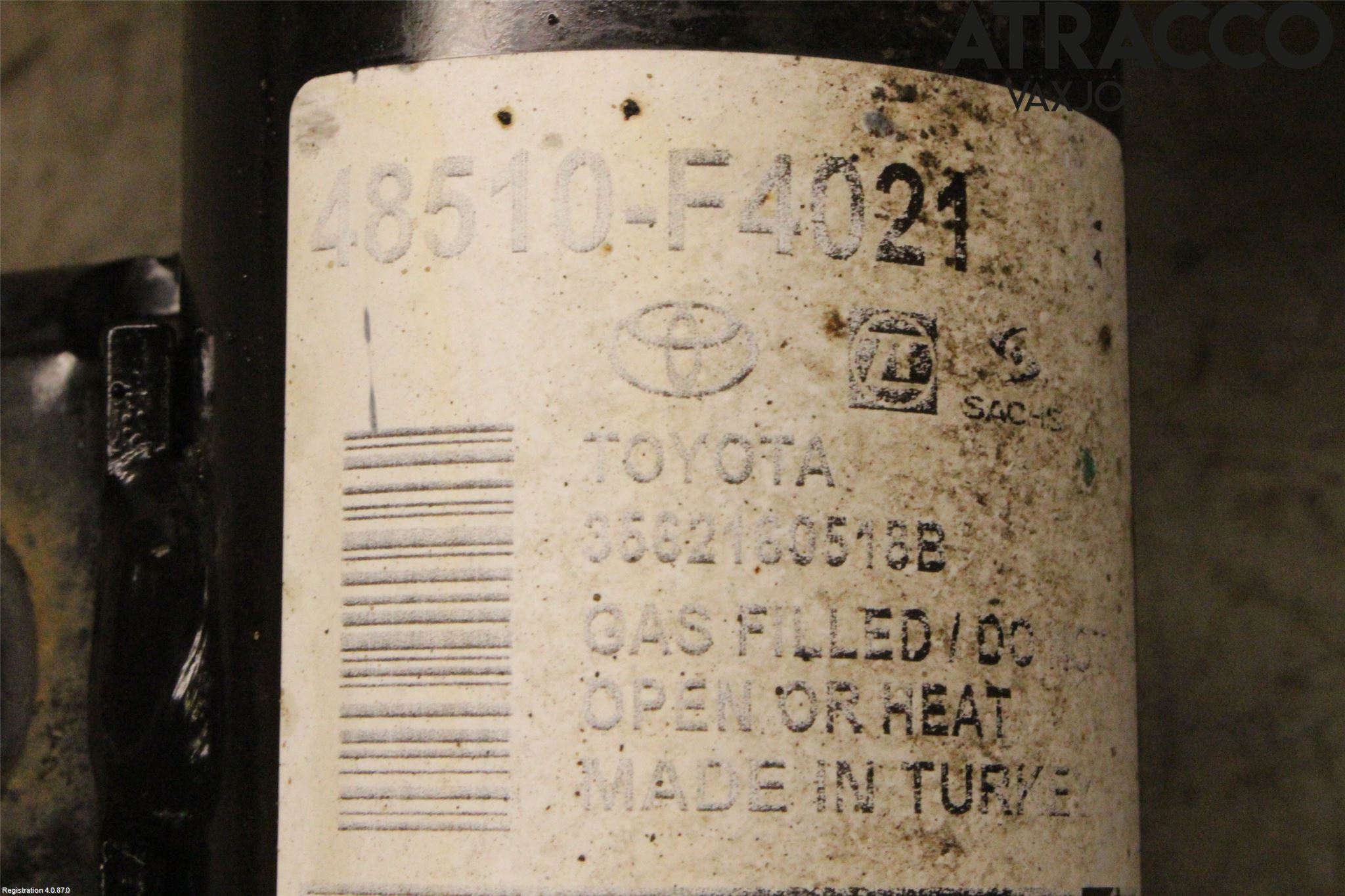 Toyota C-HR 16-23 Fjærbein Foran Høyre