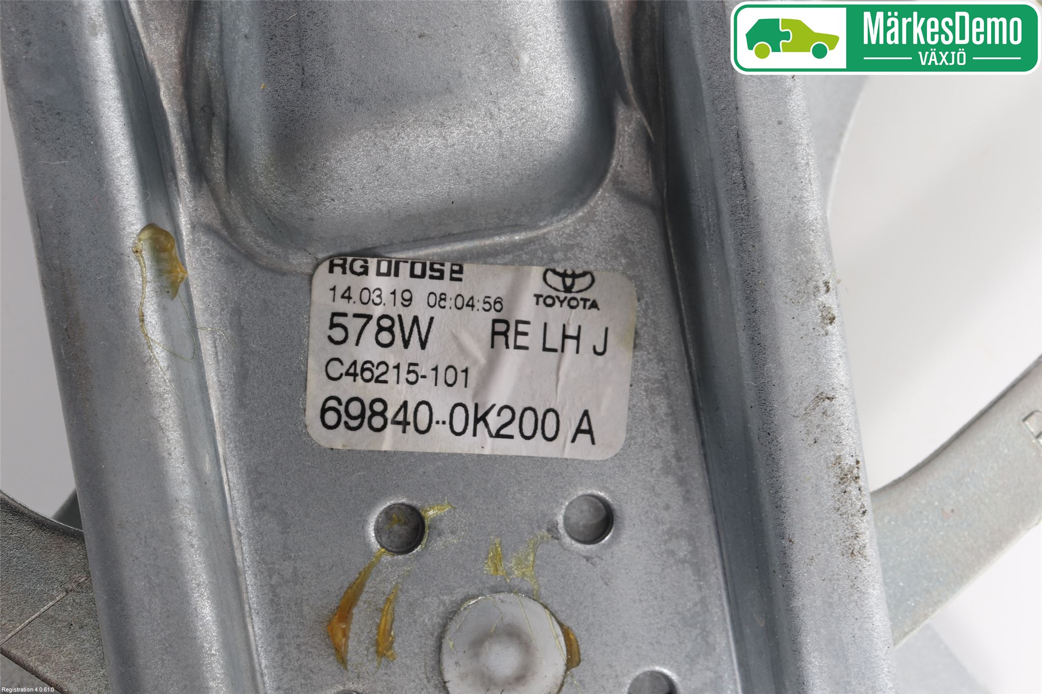 Toyota HILUX 16- Vindusheis El Komp