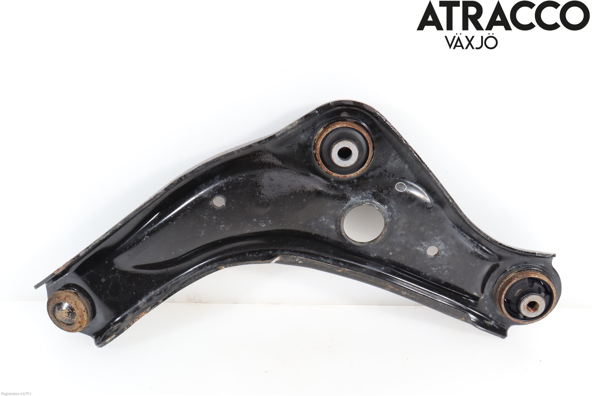 Nissan QASHQAI 14-17 Bærearm Foran Høyre Nedre