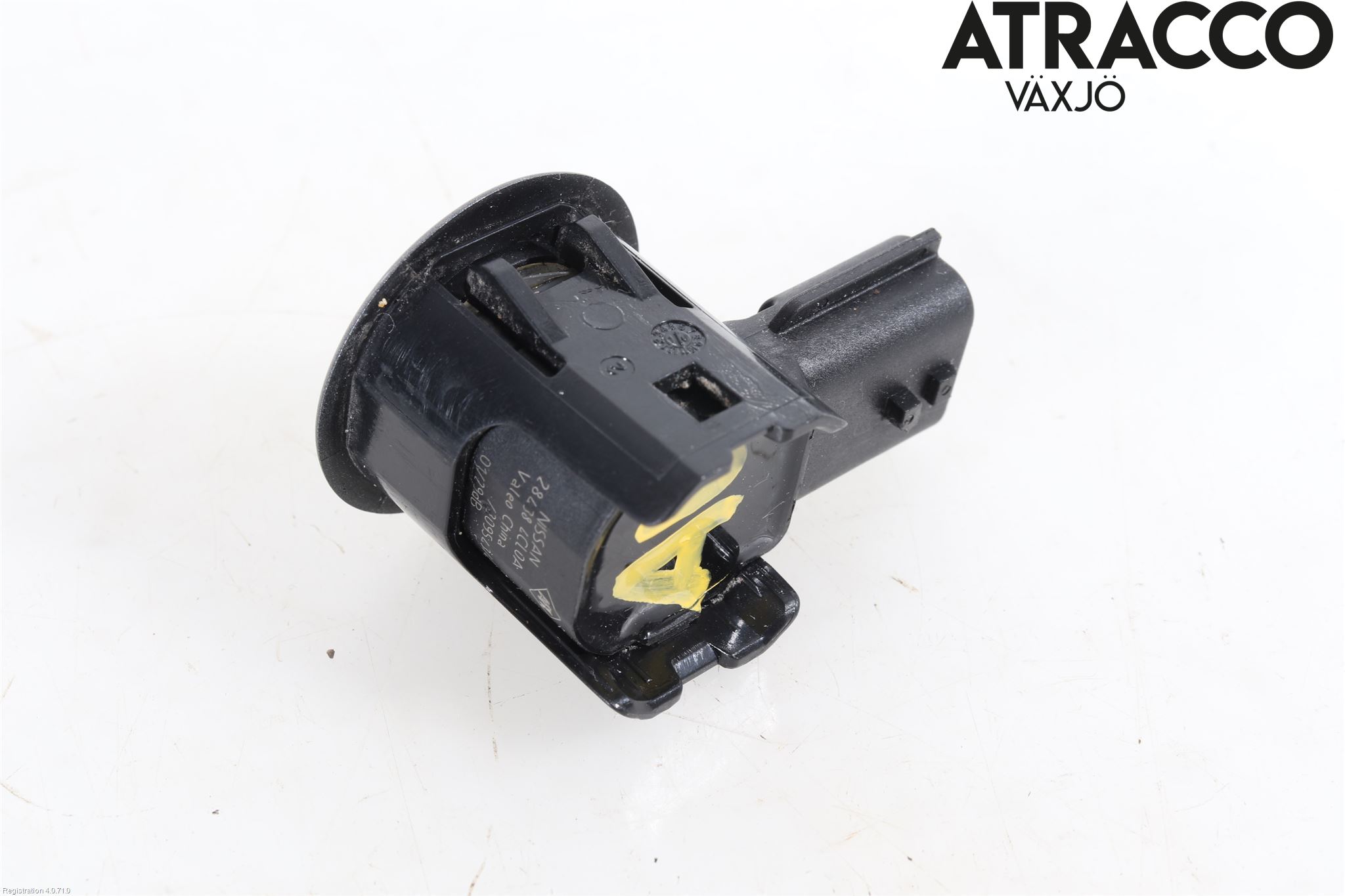 Nissan X-TRAIL 14-21 Sensor Parkering Front