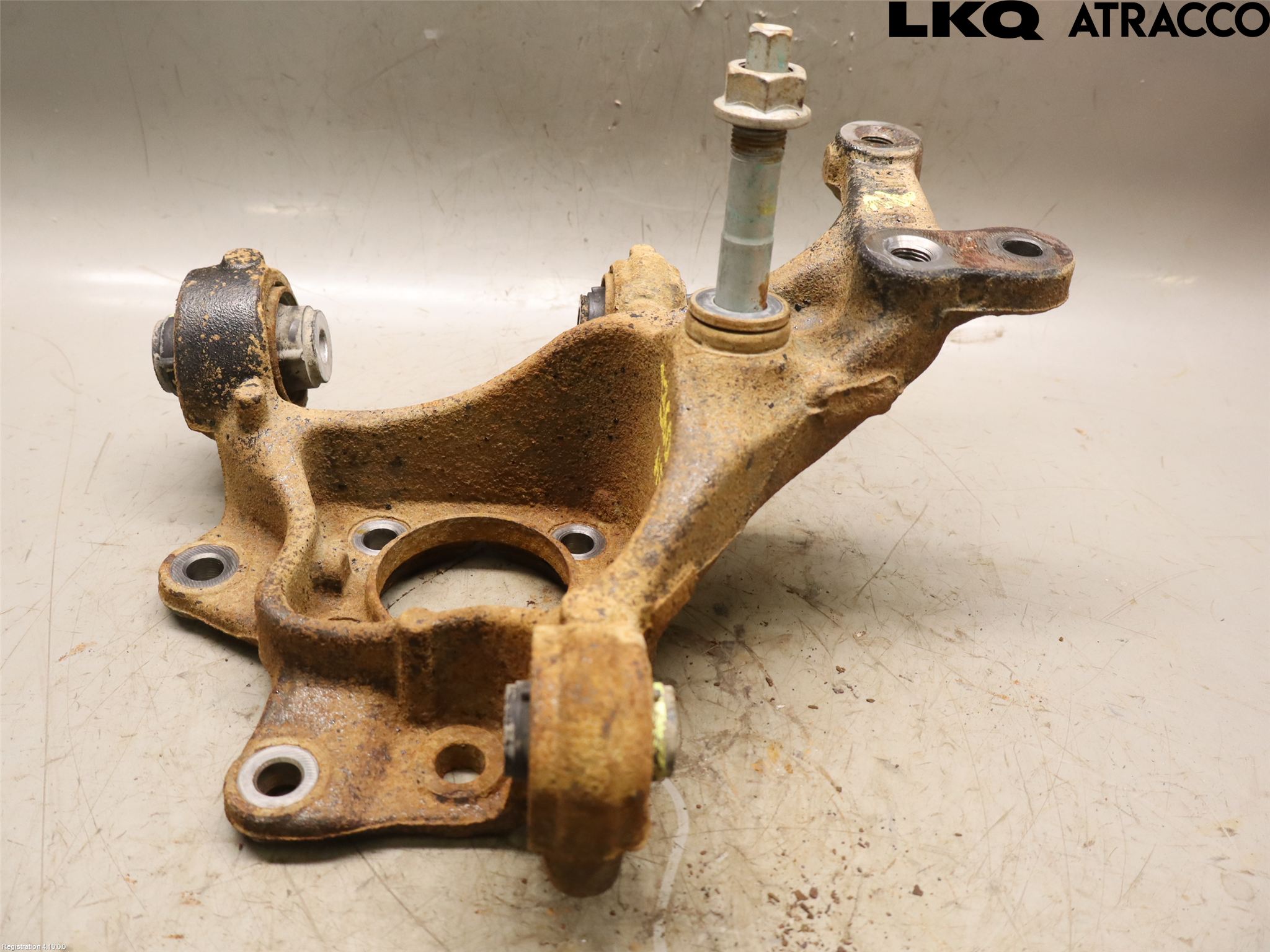Toyota COROLLA CROSS XG10 22- Spindel Hb