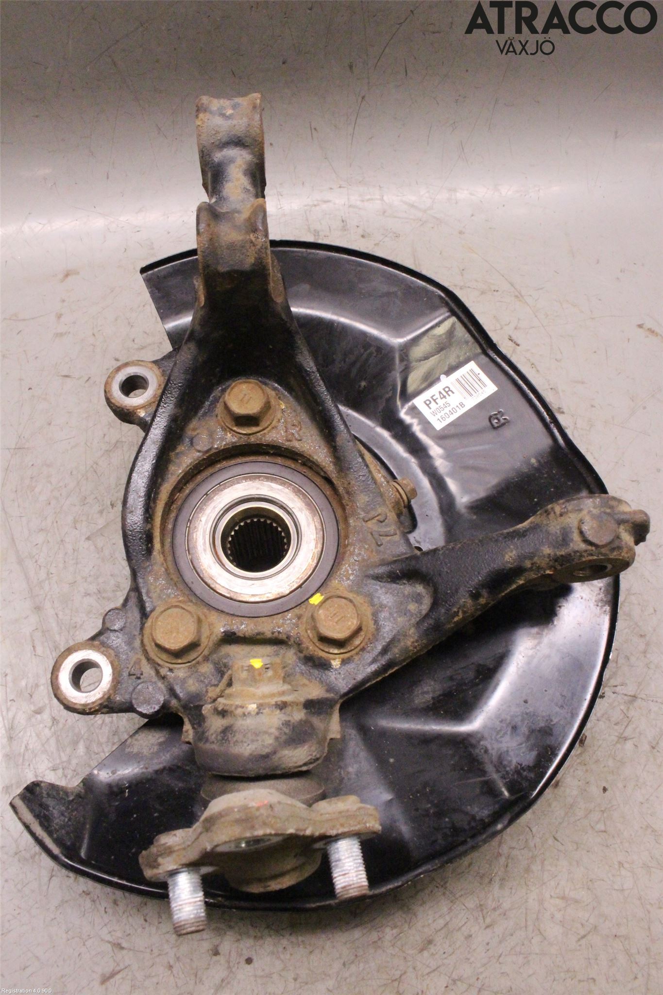 Toyota PRIUS (ZVW50) 16-21 Spindel Hf