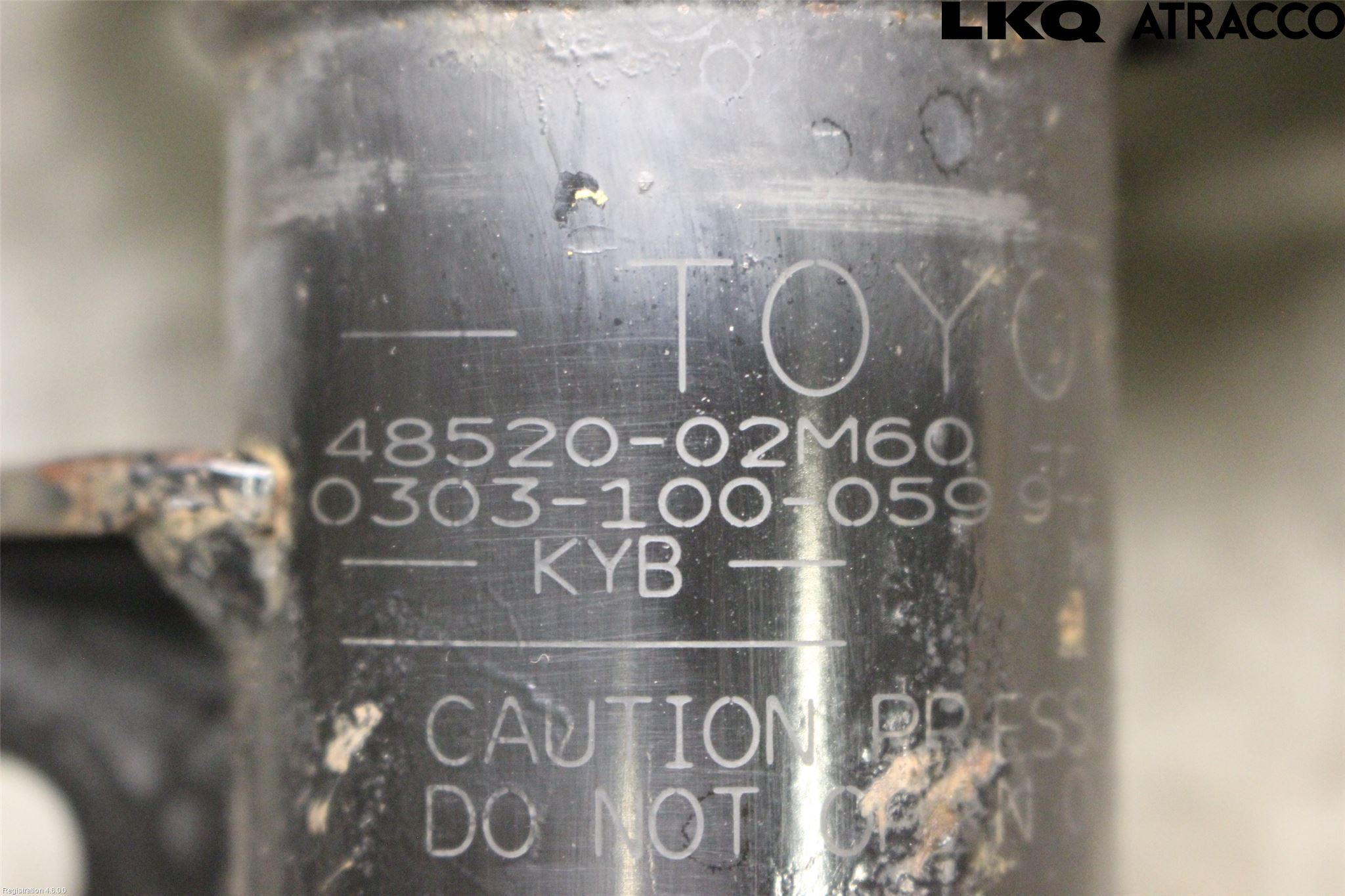 Suzuki SWACE 21- Fjærbein Foran Venstre