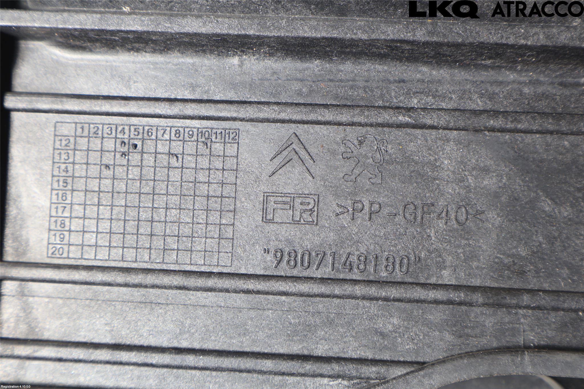 Peugeot 308 14-21 Frontplate Øvre