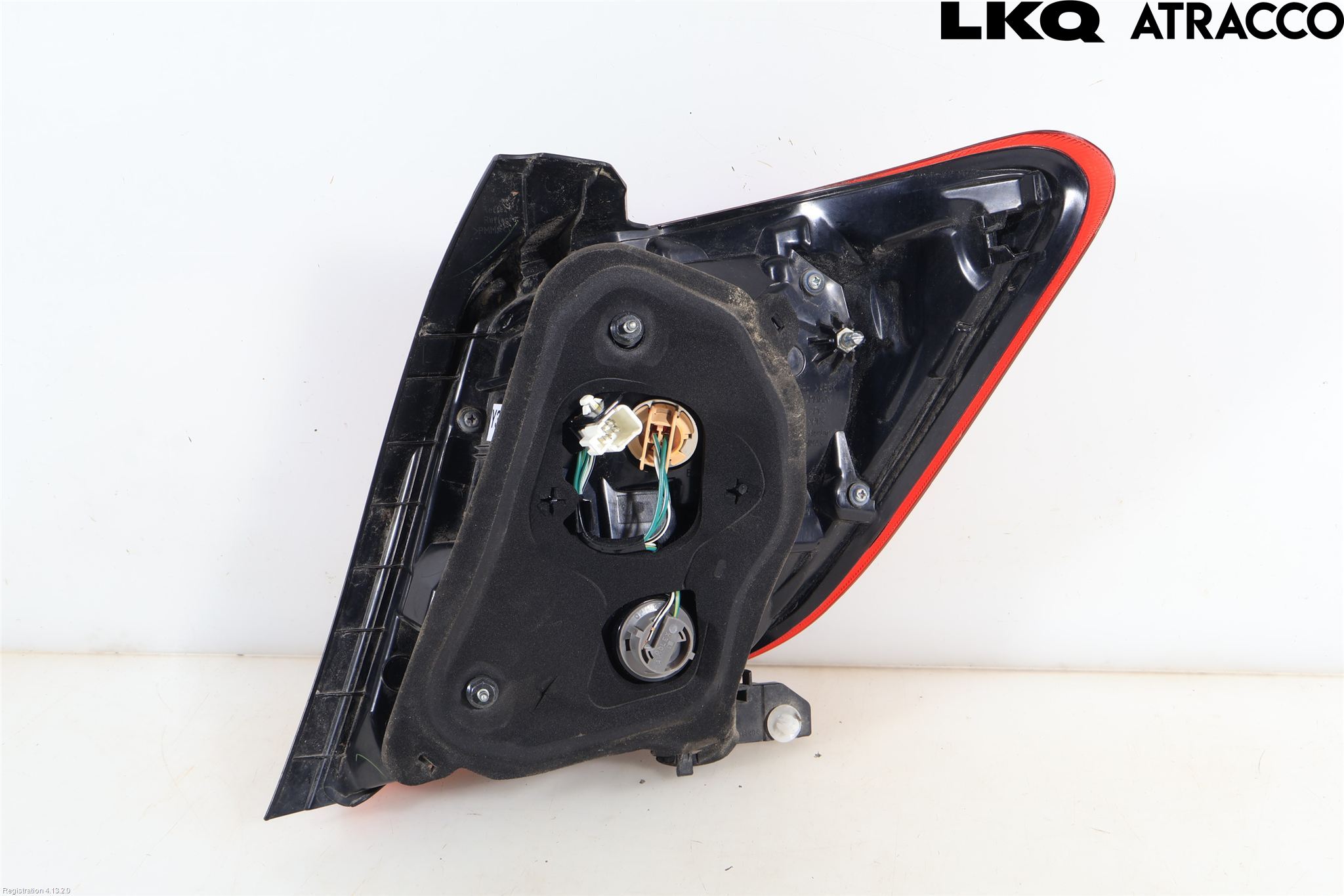 Toyota YARIS XP130 15-20 Baklykt Venstre