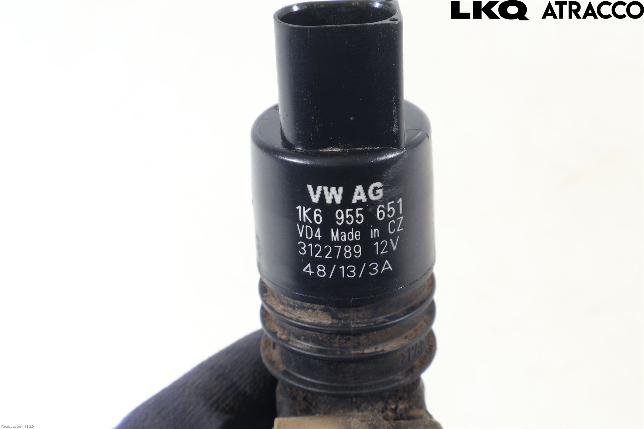 Volkswagen VW CADDY      04-10 Spylerpumpe Frontrute