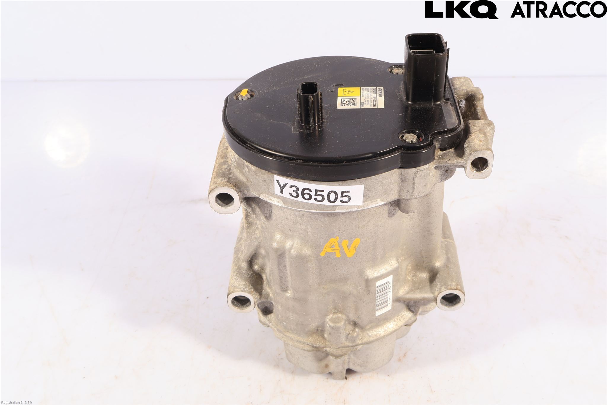 Toyota COROLLA CROSS XG10 22- Varme Ac Kompressor
