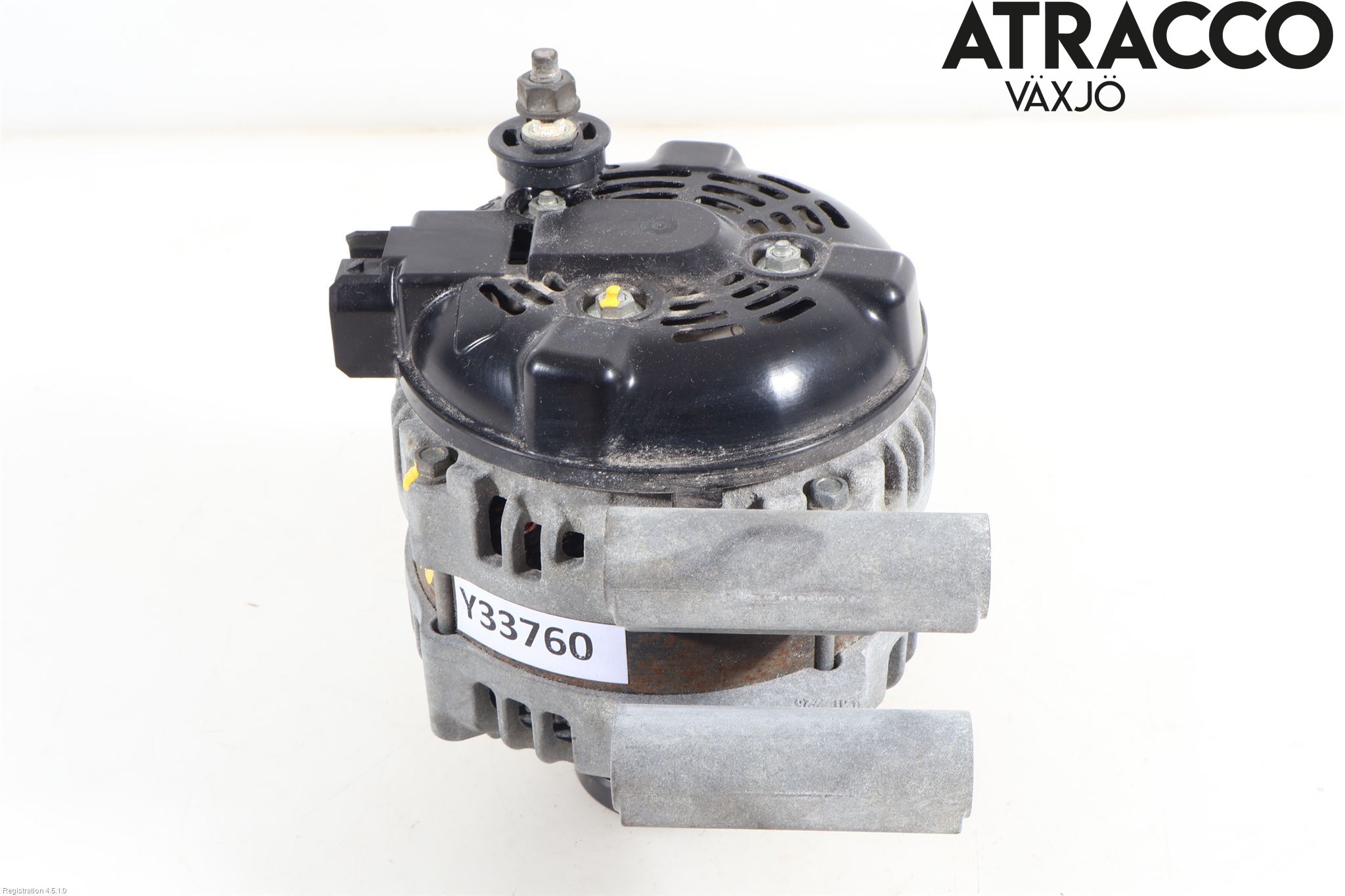 Opel INSIGNIA 17- Dynamo