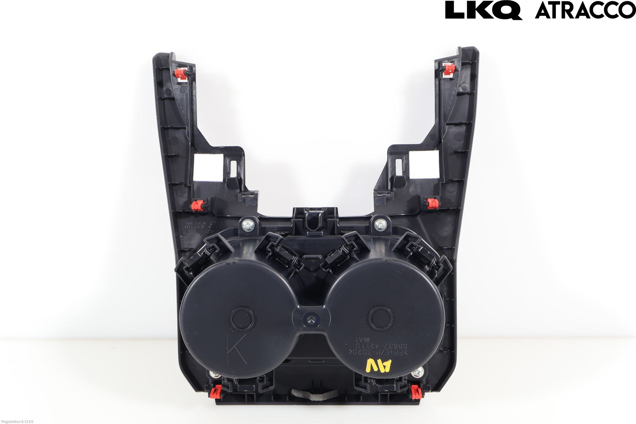 Toyota bZ4X EA10 22- Innr Koppholder