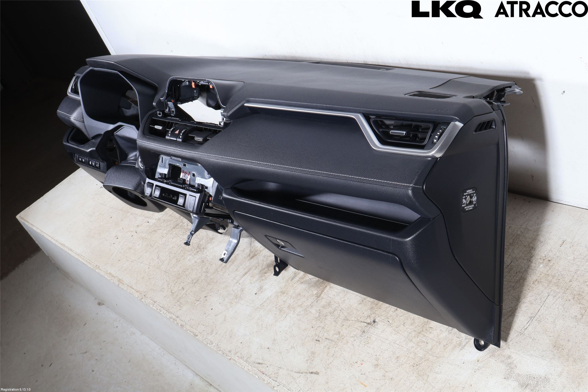 Toyota RAV4 19- Dashbord