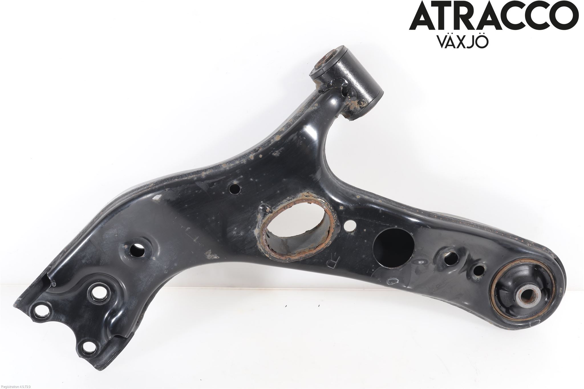Toyota RAV4 13-18 Bærearm Foran Høyre Nedre