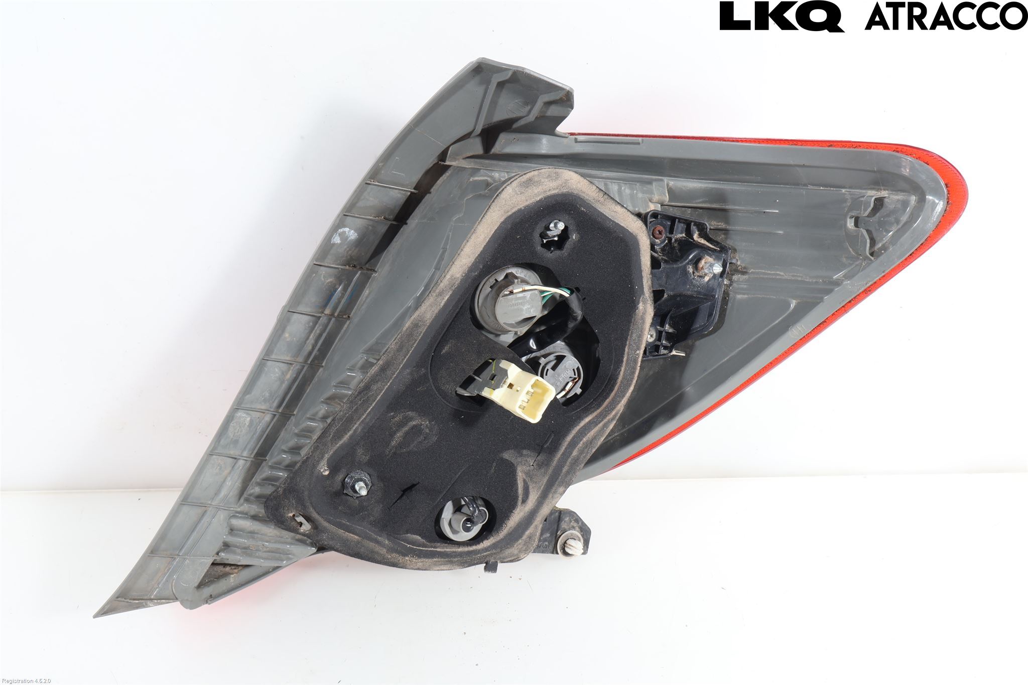 Toyota YARIS XP130 12-14 Baklykt Venstre