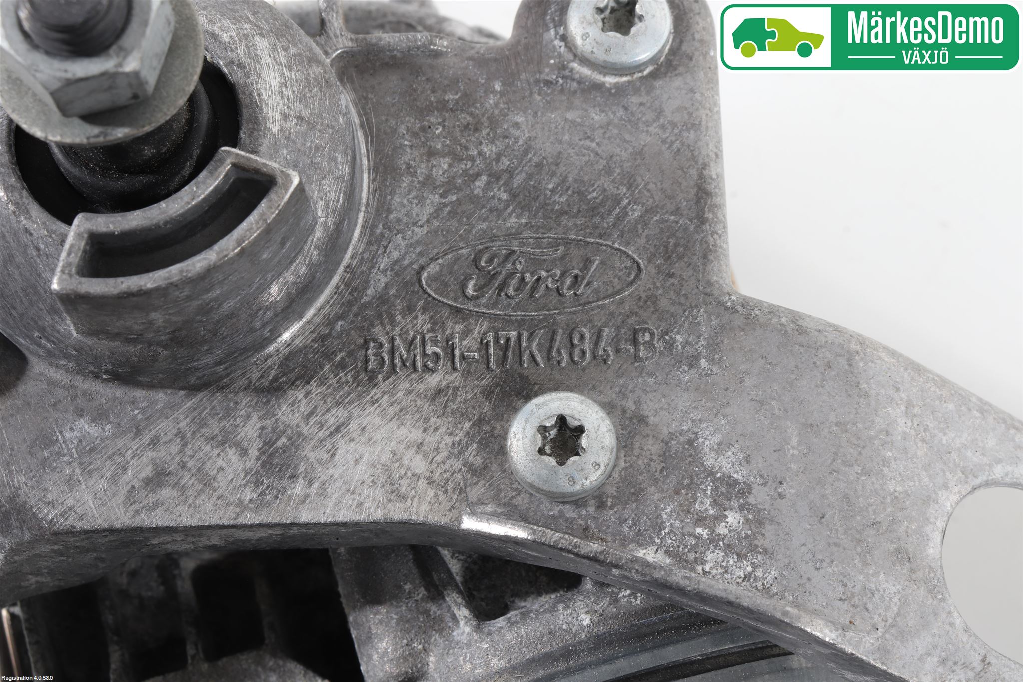 Ford FOCUS 15-18 Viskermotor Frontrute