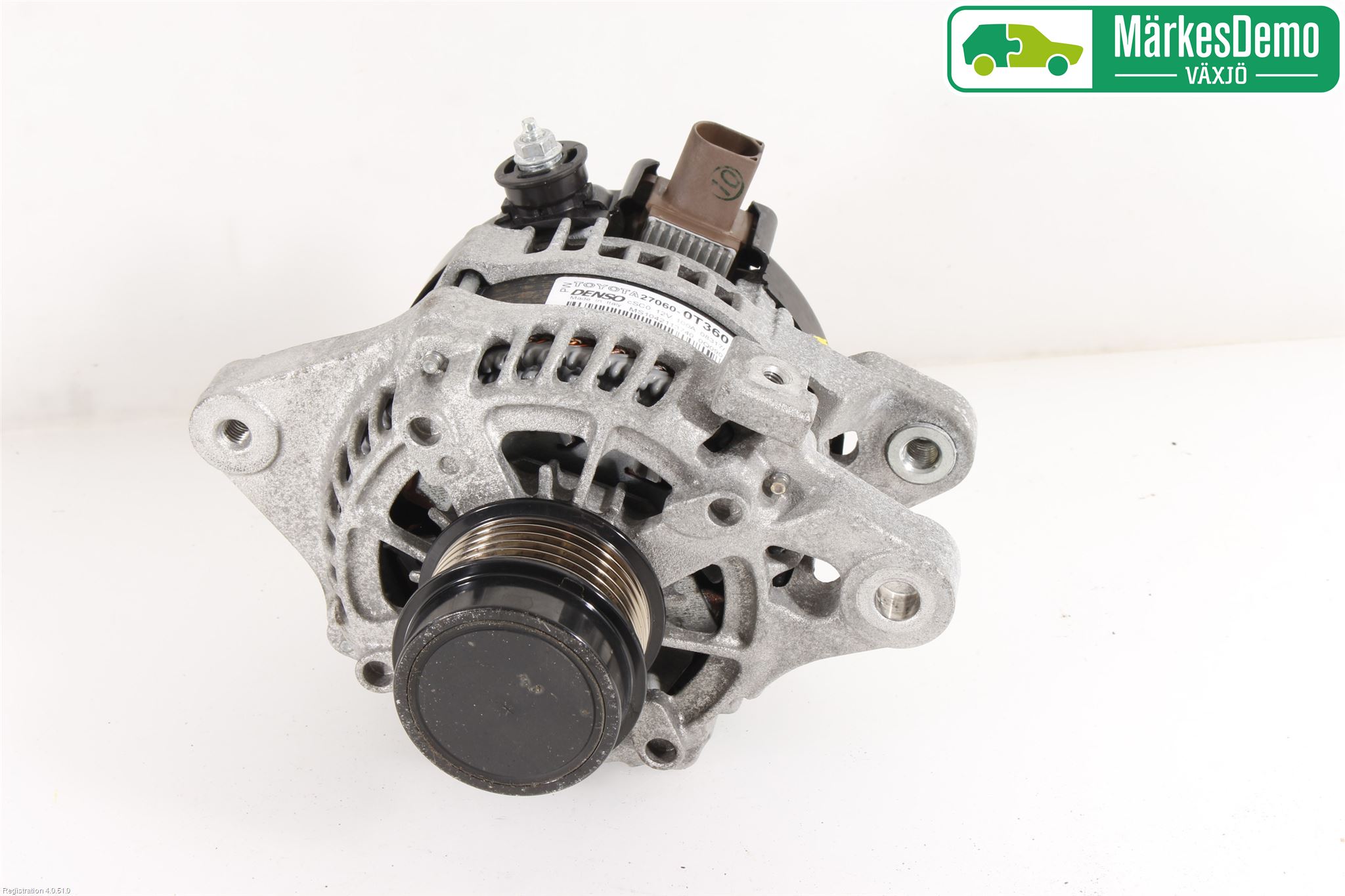 Toyota AVENSIS 16-18 Dynamo