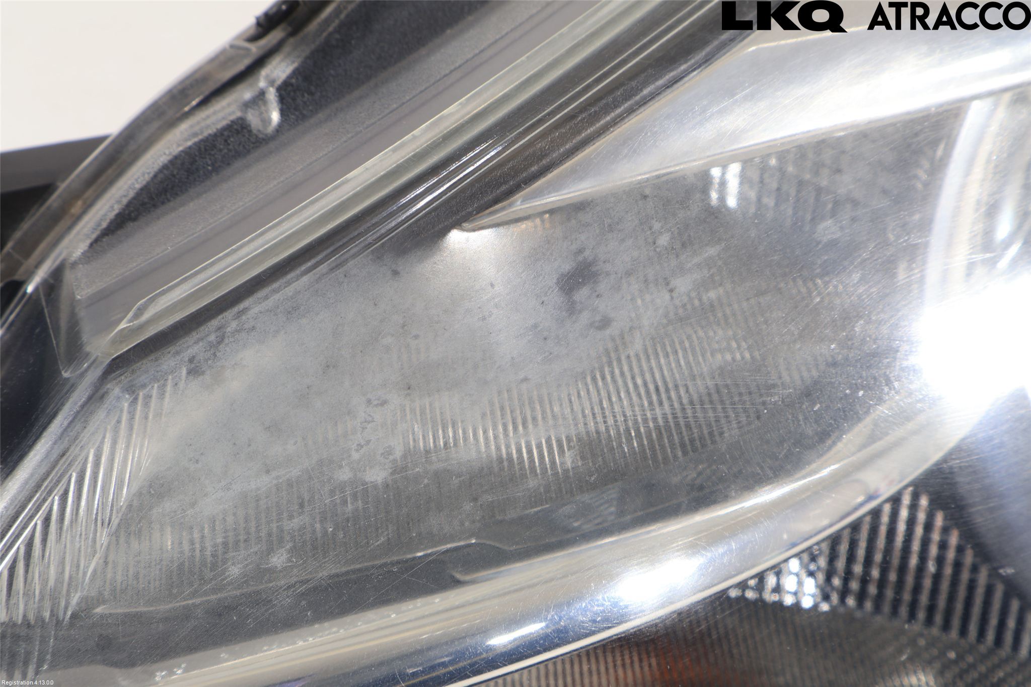 Toyota YARIS XP130 15-20 Frontlykt Venstre
