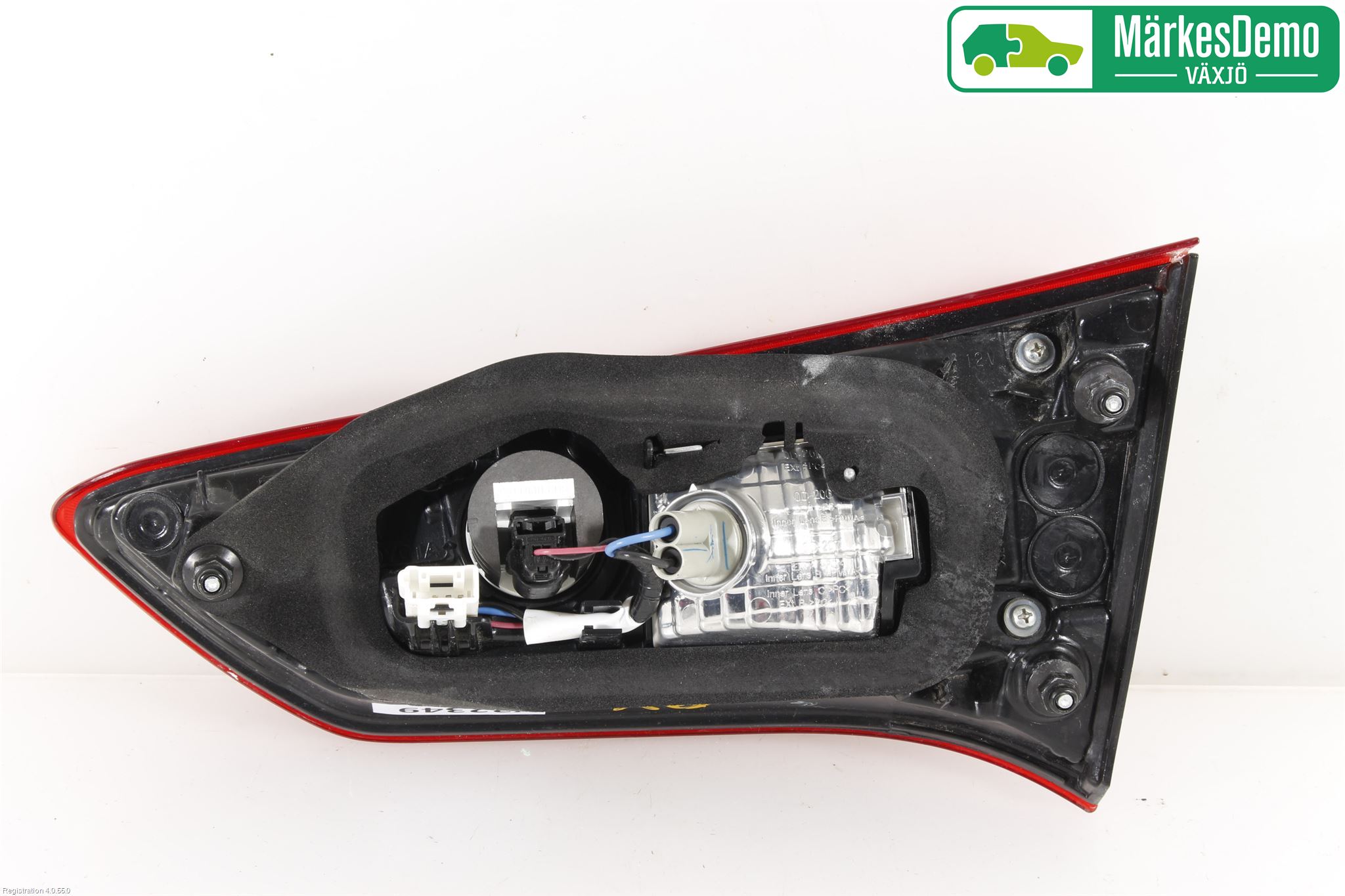 Toyota YARIS XP130 15-20 Baklykt Venstre  På Luke(Indre