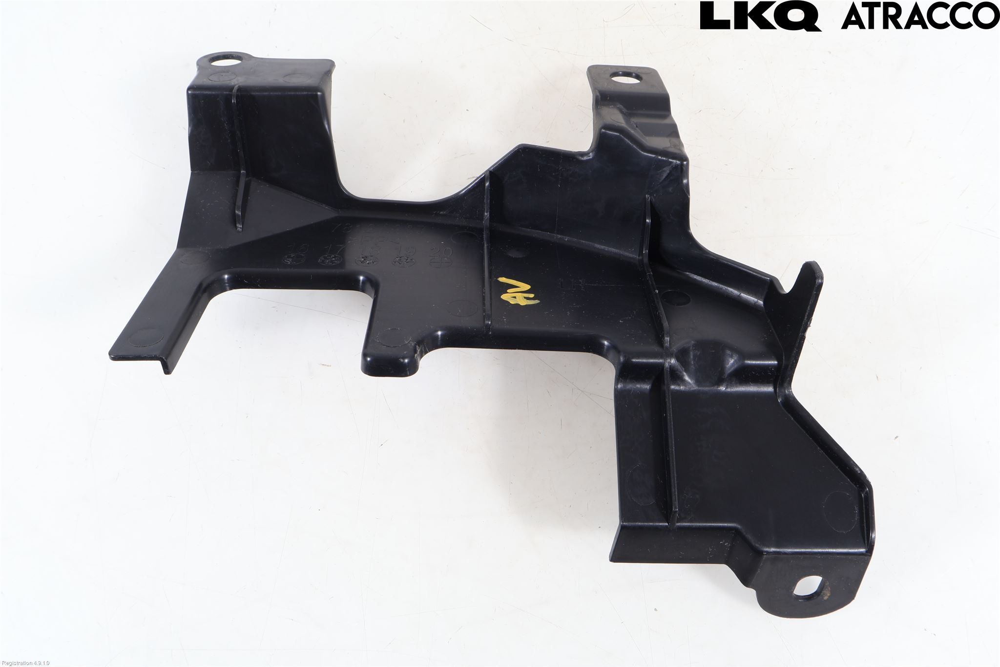 Mitsubishi OUTLANDER 13-21 Luftstyring Front