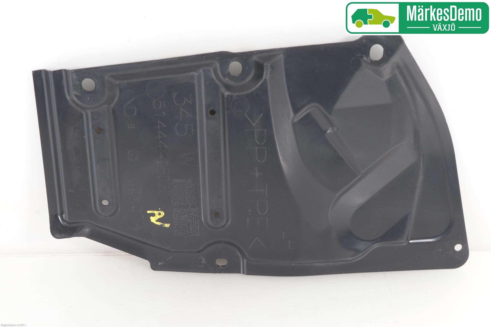 Toyota AVENSIS 16-18 Bunnplate U Motor-Gear-Dørk