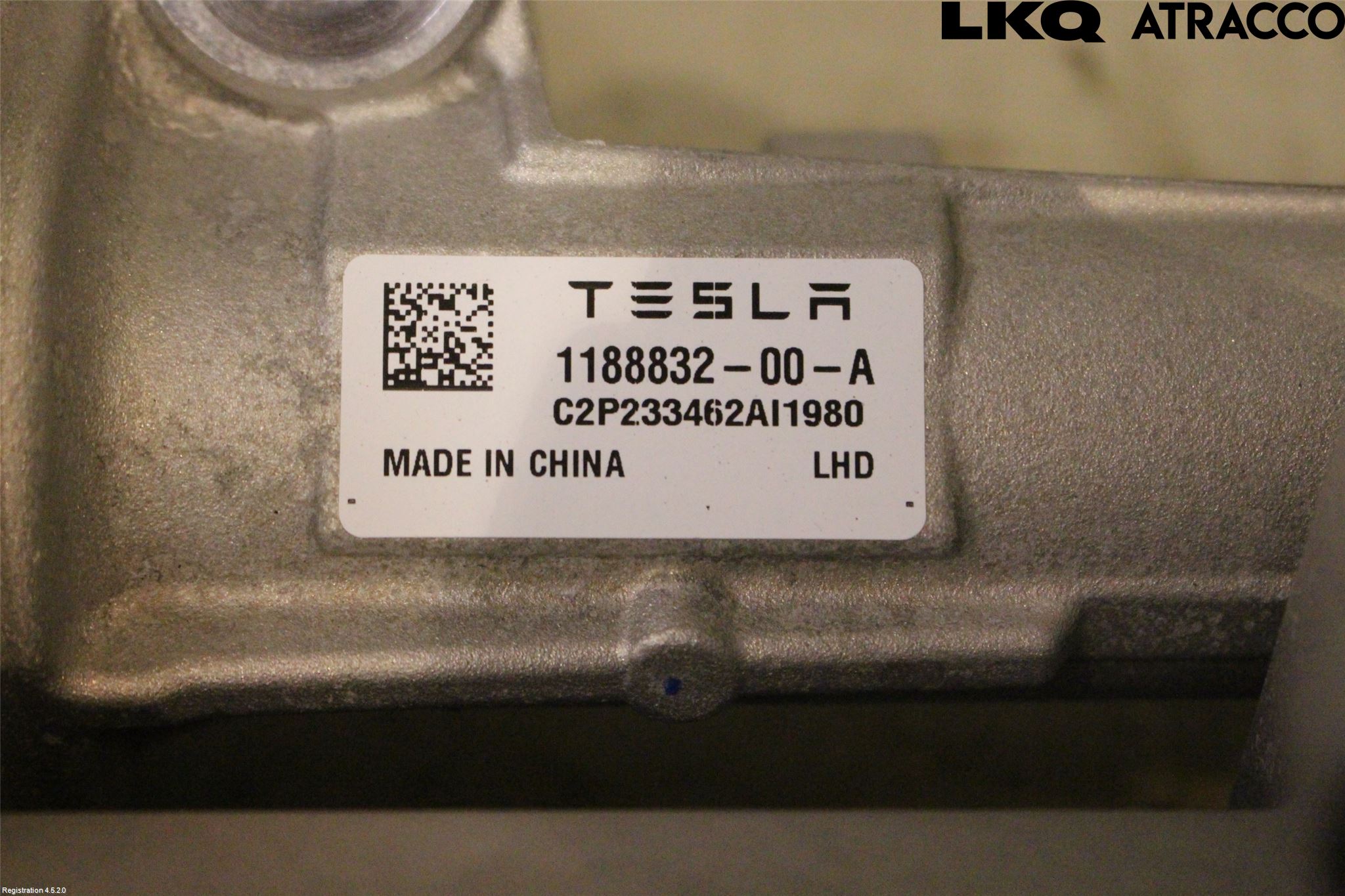 Tesla MODEL Y 21- Servo Snekke - Tannstang