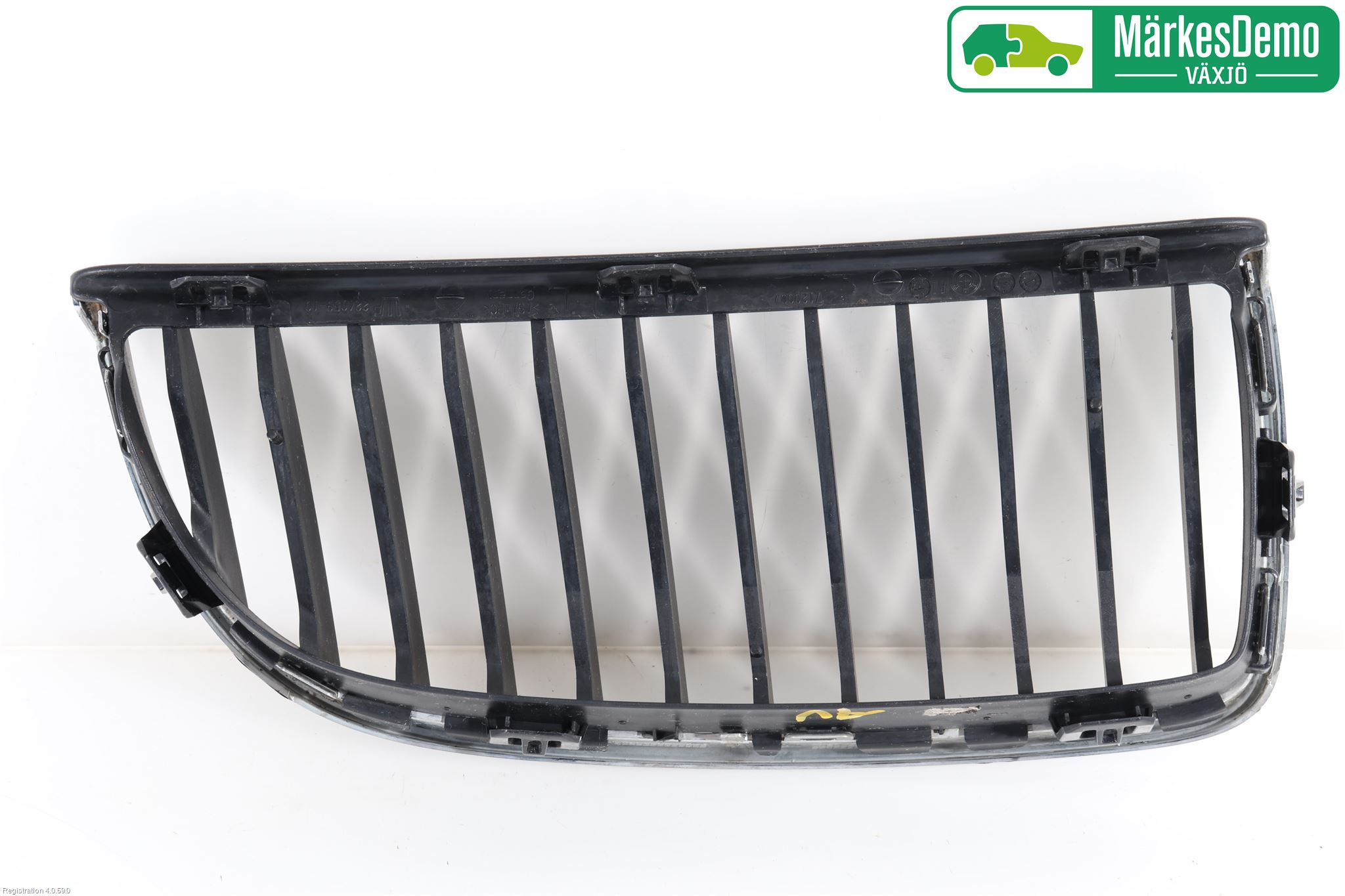 BMW 3 E90/91 SED/TOU 05-12 Grilldel Venstre