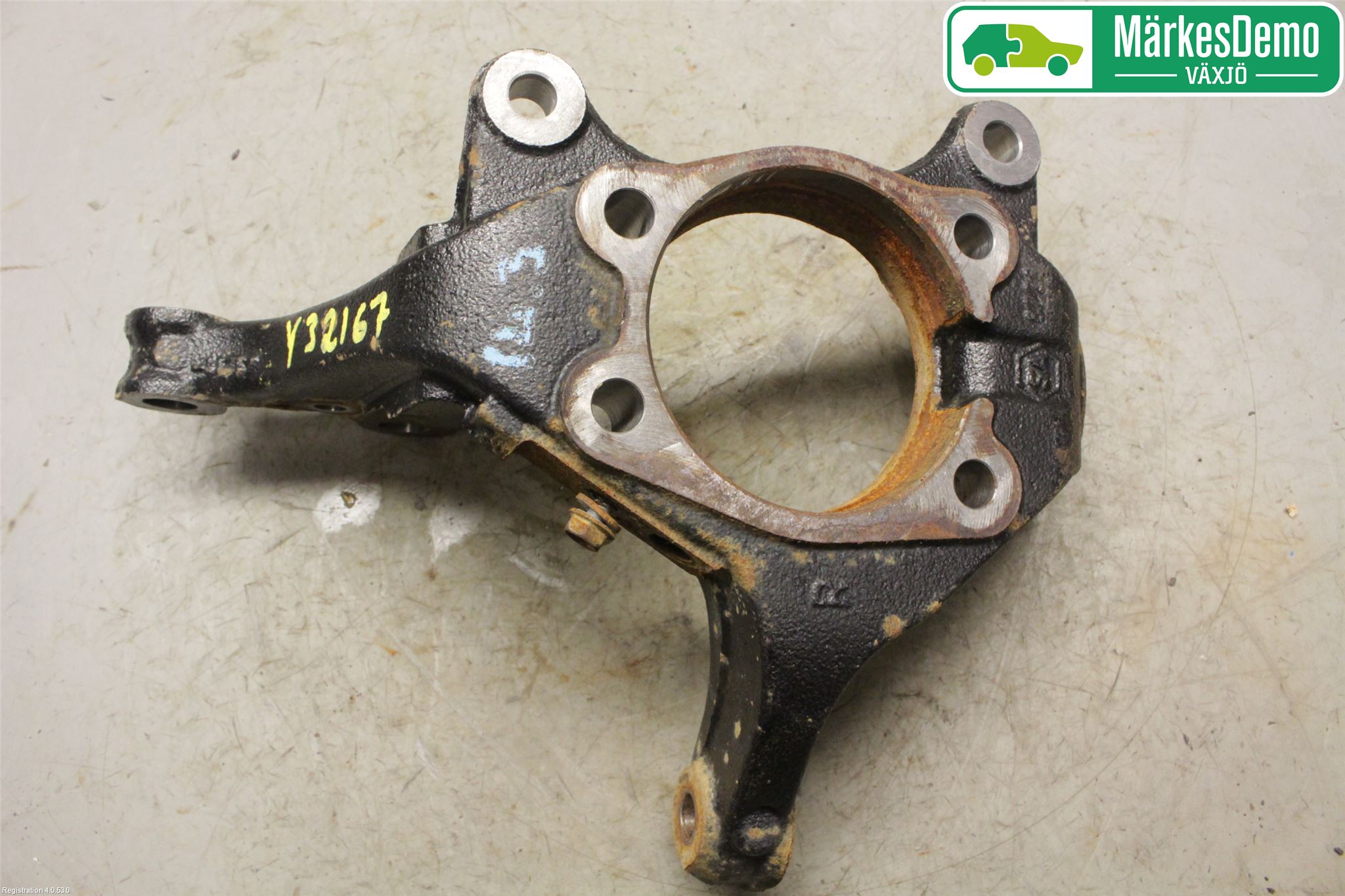 Toyota AVENSIS 16-18 Spindel Hf
