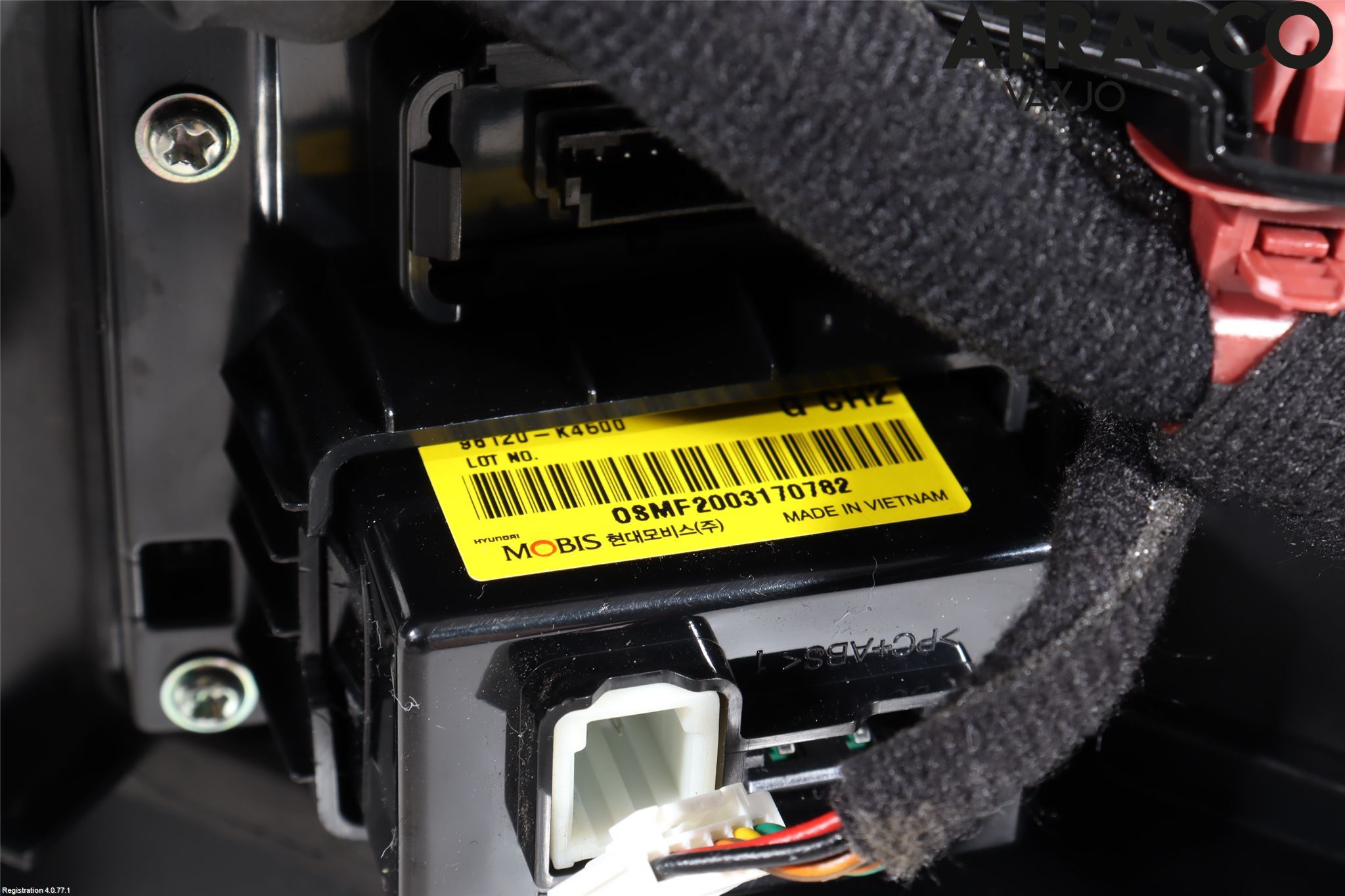 Hyundai KONA/ELECTRIC OS 18-23 Instrumentkonsoll Gulv