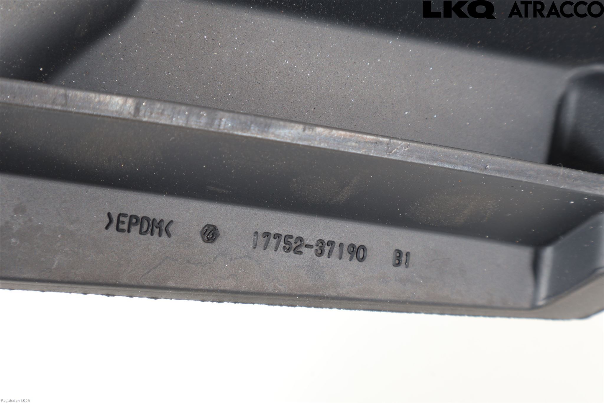 Toyota COROLLA CROSS XG10 22- Forg-Belg-Rør Mot Luftr
