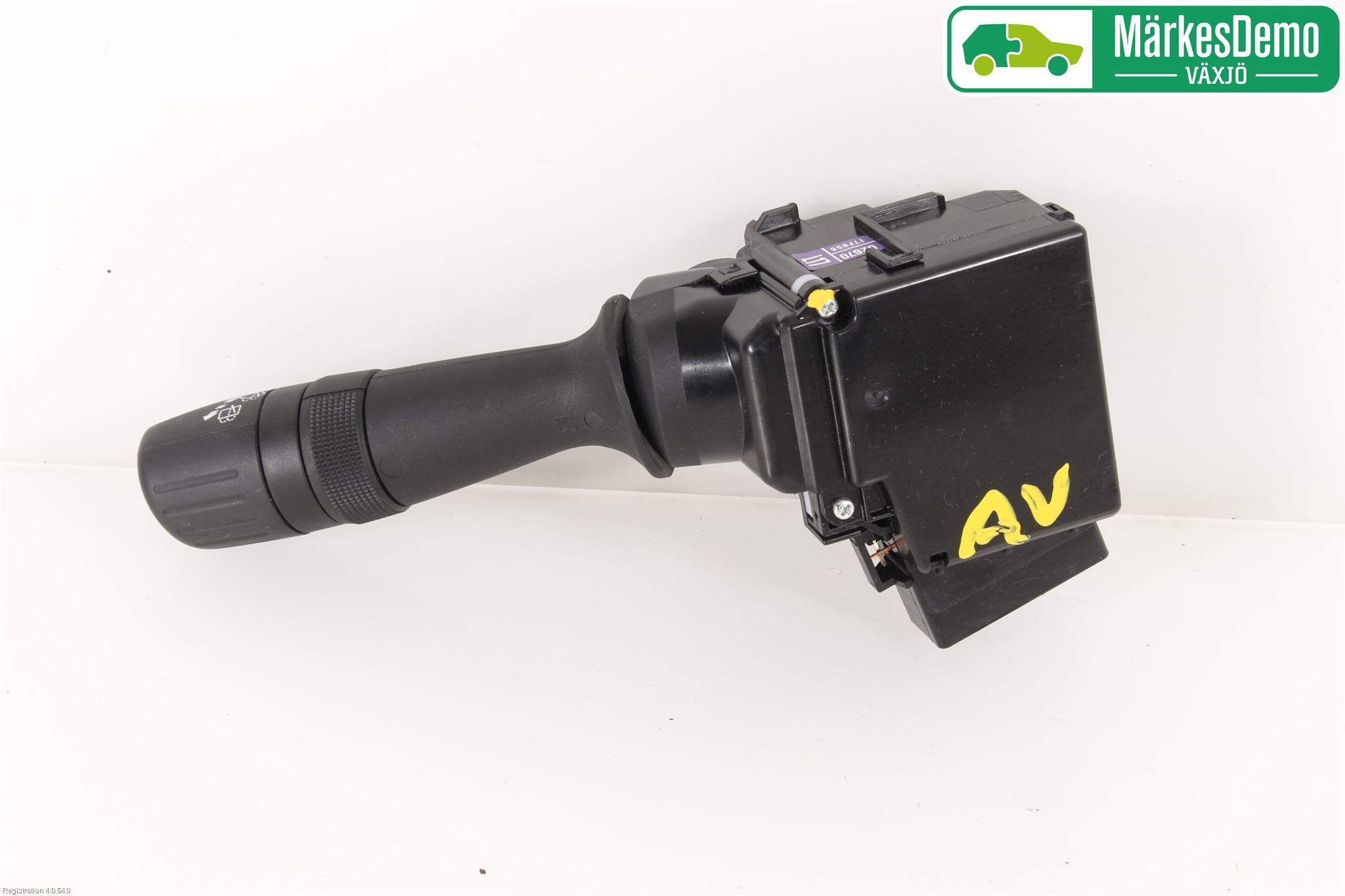 Toyota AURIS 13-19 Bryter Ratt Visker - Spyler