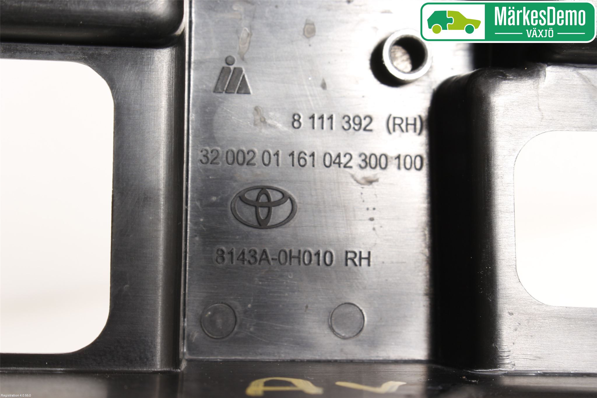 Toyota AYGO 06-14 Frontlykt Høyre