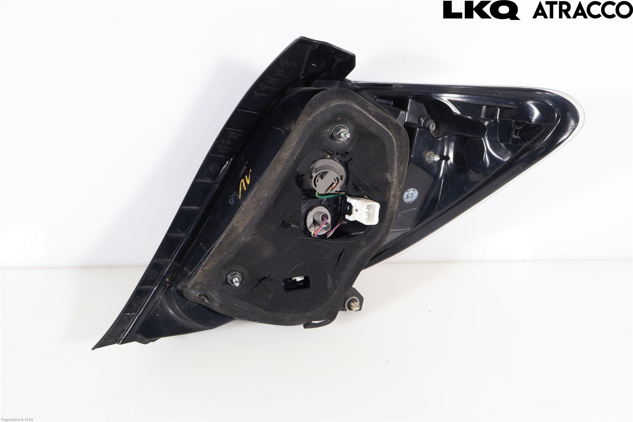 Toyota YARIS XP130 12-14 Baklykt Venstre