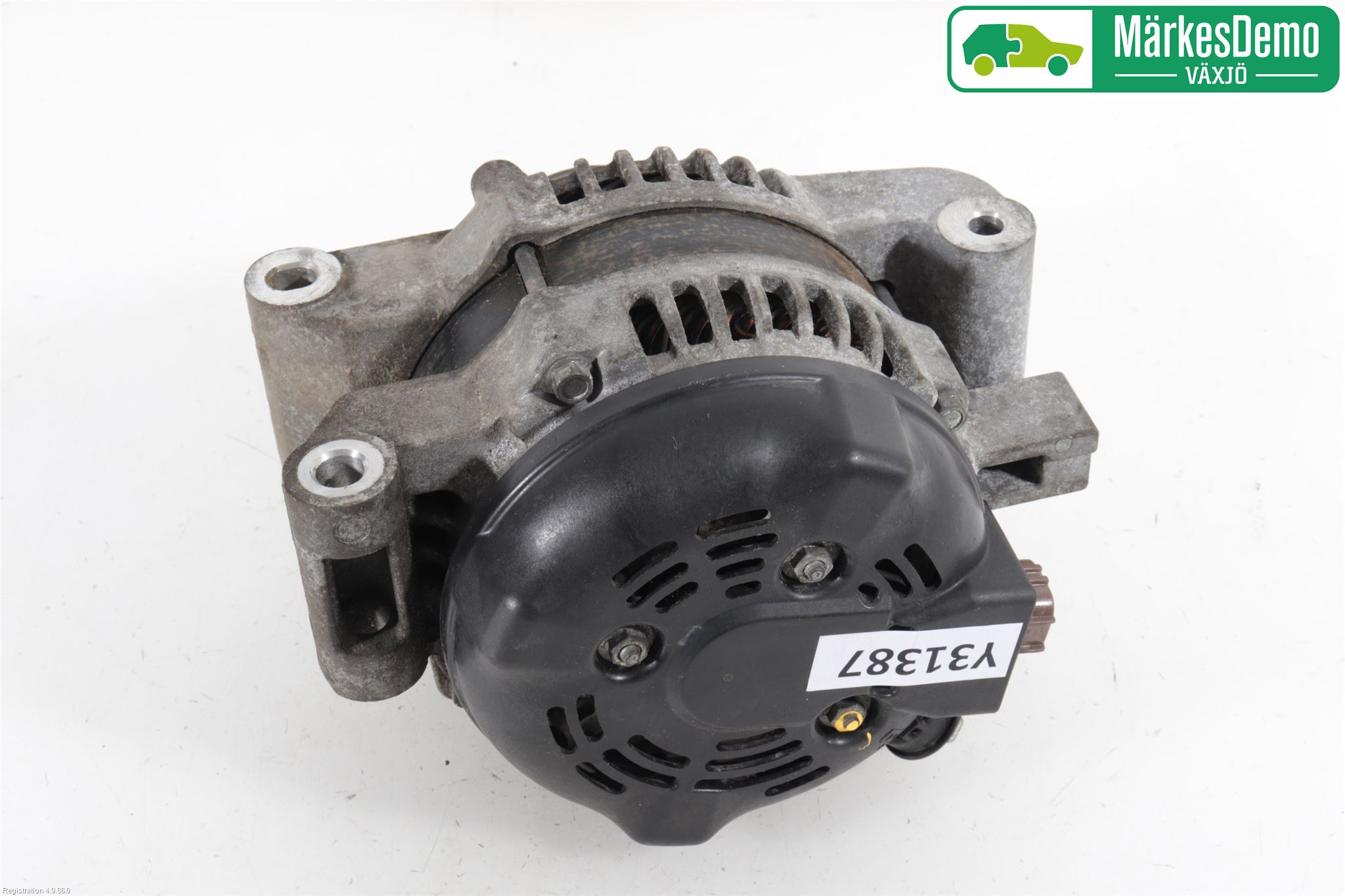 Toyota AVENSIS 09-15 Dynamo