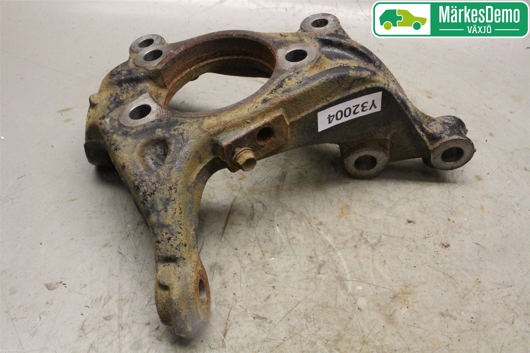 Toyota C-HR 16-23 Spindel Vf