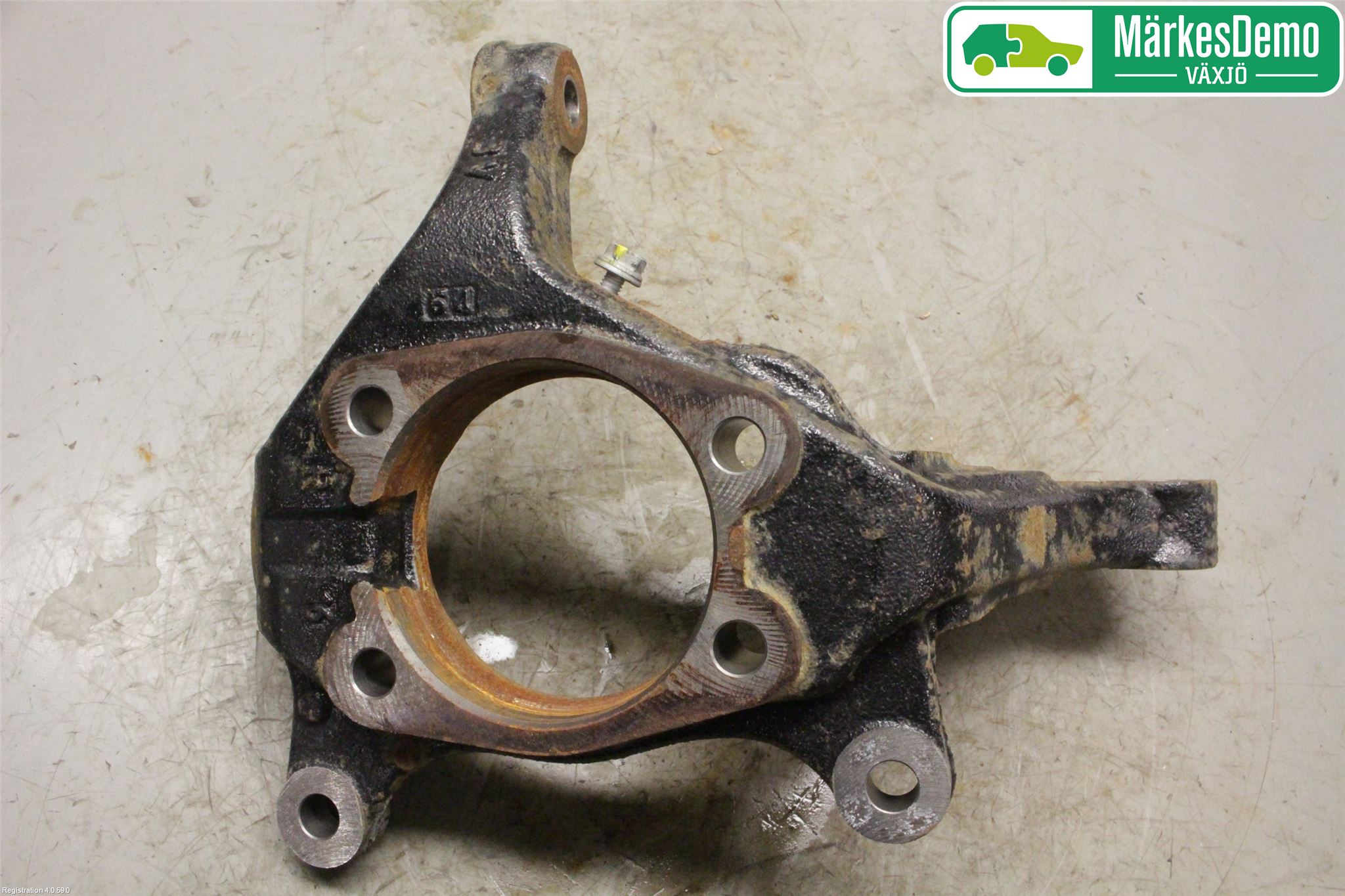 Toyota RAV4 13-18 Spindel Hf
