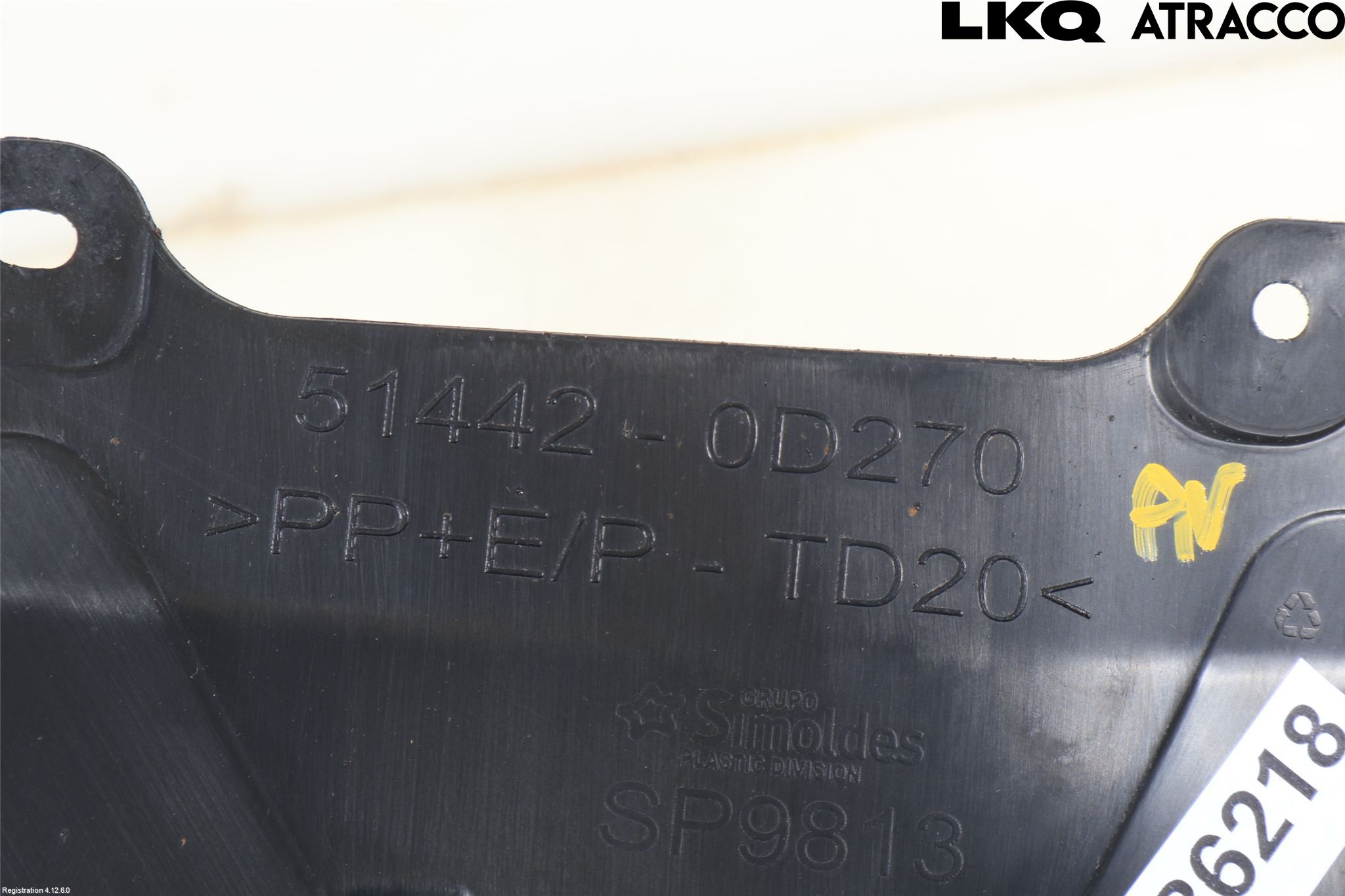 Toyota YARIS CROSS XP21 21- Bunnplate U Motor-Gear-Dørk