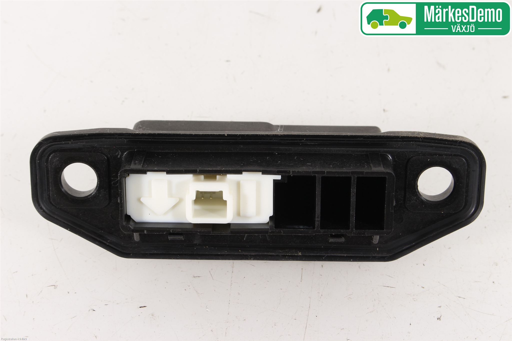 Toyota YARIS XP130 15-20 Bakluke Handtak Ytre
