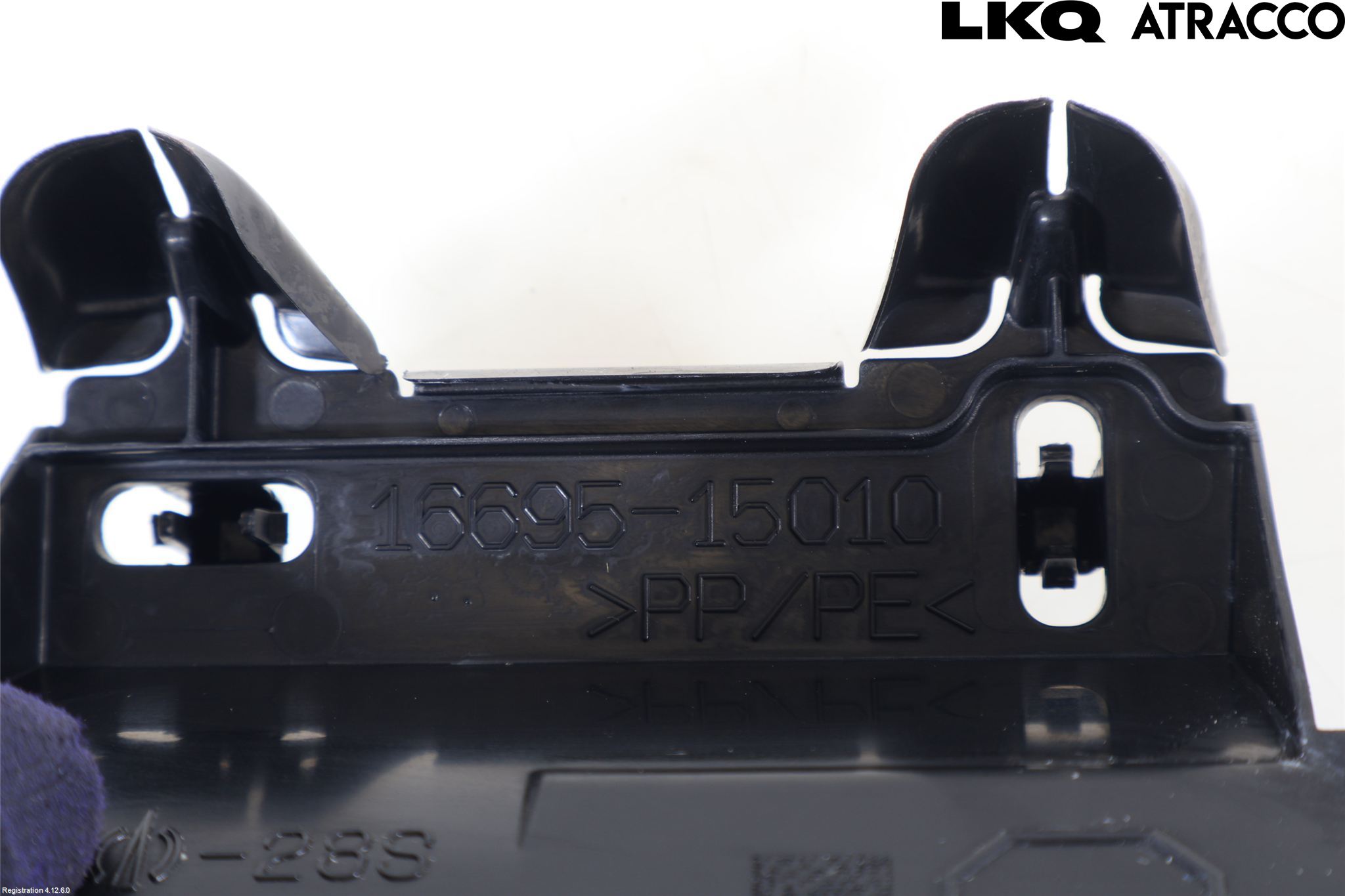 Lexus LBX 24- Luftstyring Front